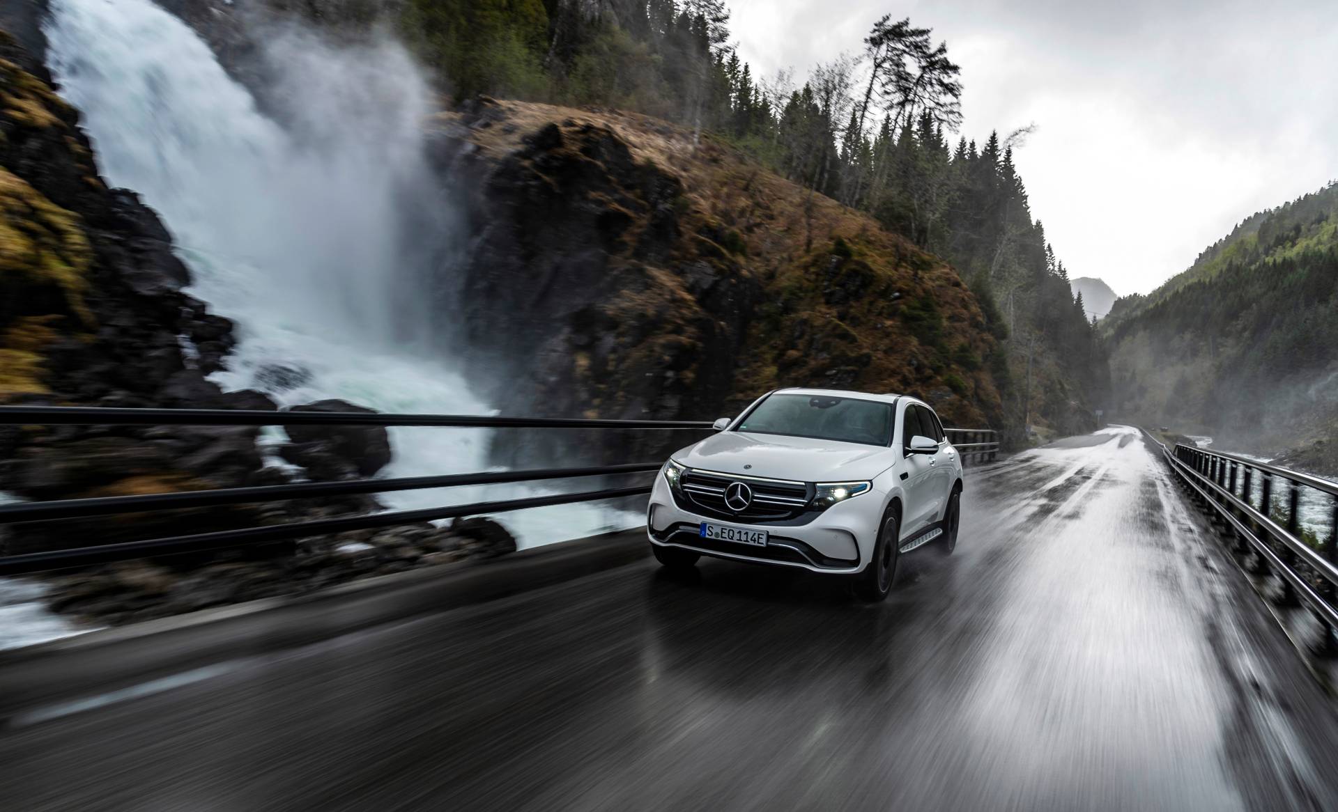 2020 Mercedes-Benz EQC 19 2020 Mercedes-Benz EQC Media Launch Takes Place In EV-Land