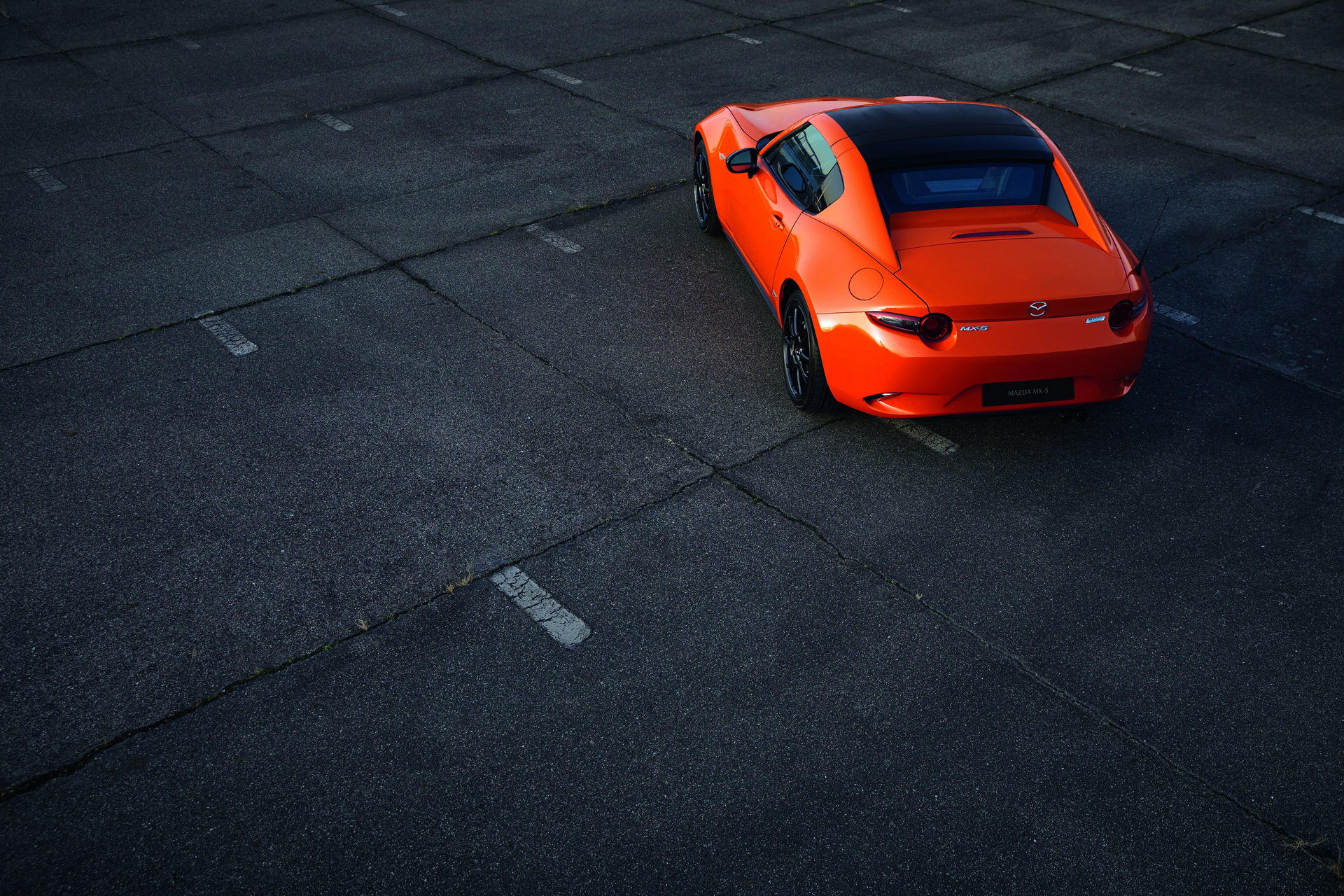 0e9365fd-mazda-mx-5-30th-ann-8 Mazda USA Adds More MX-5 30th Anniversary Editions To Satisfy Demand