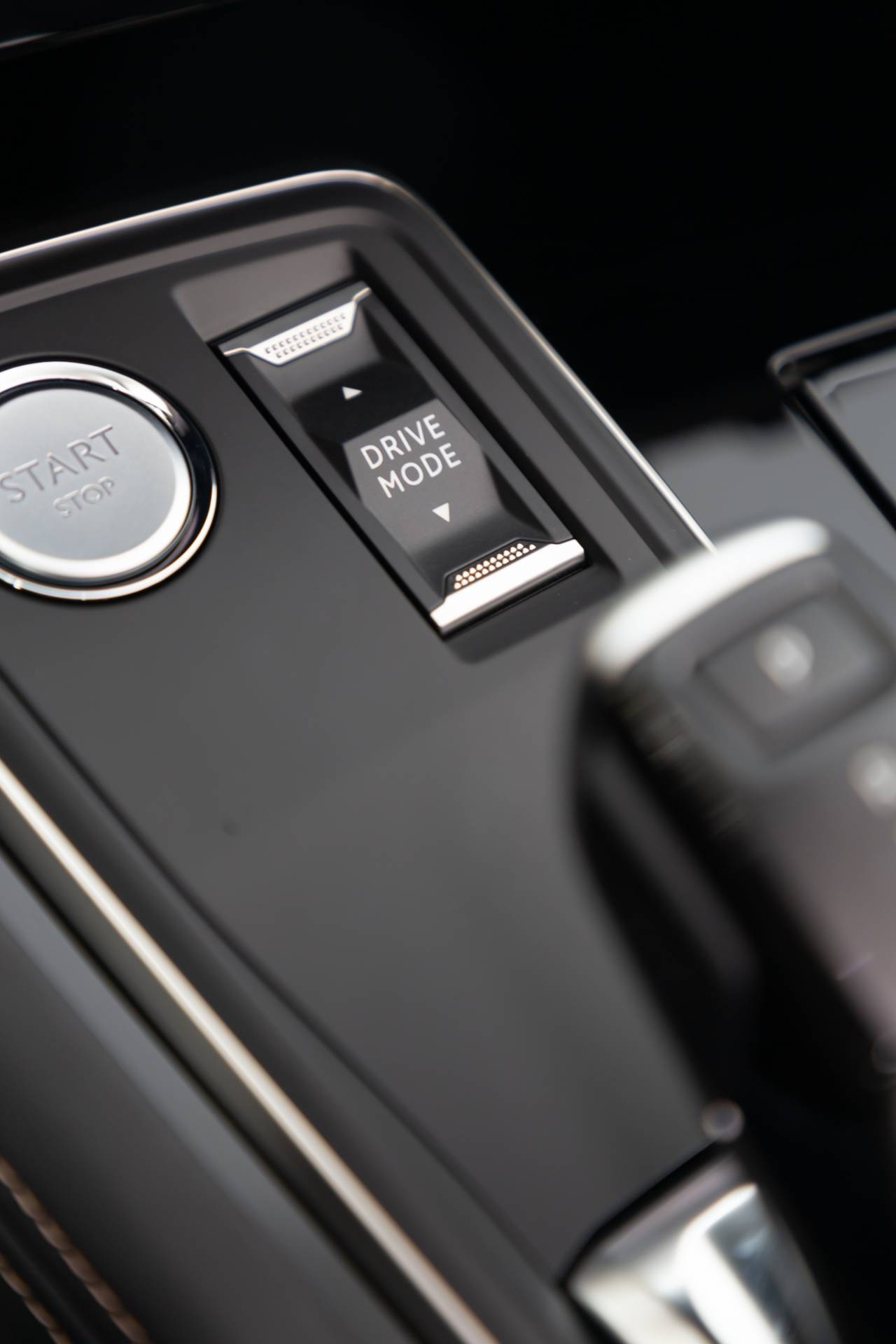 Is The New 2019 Peugeot 508 SW Cooler Than A Crossover?