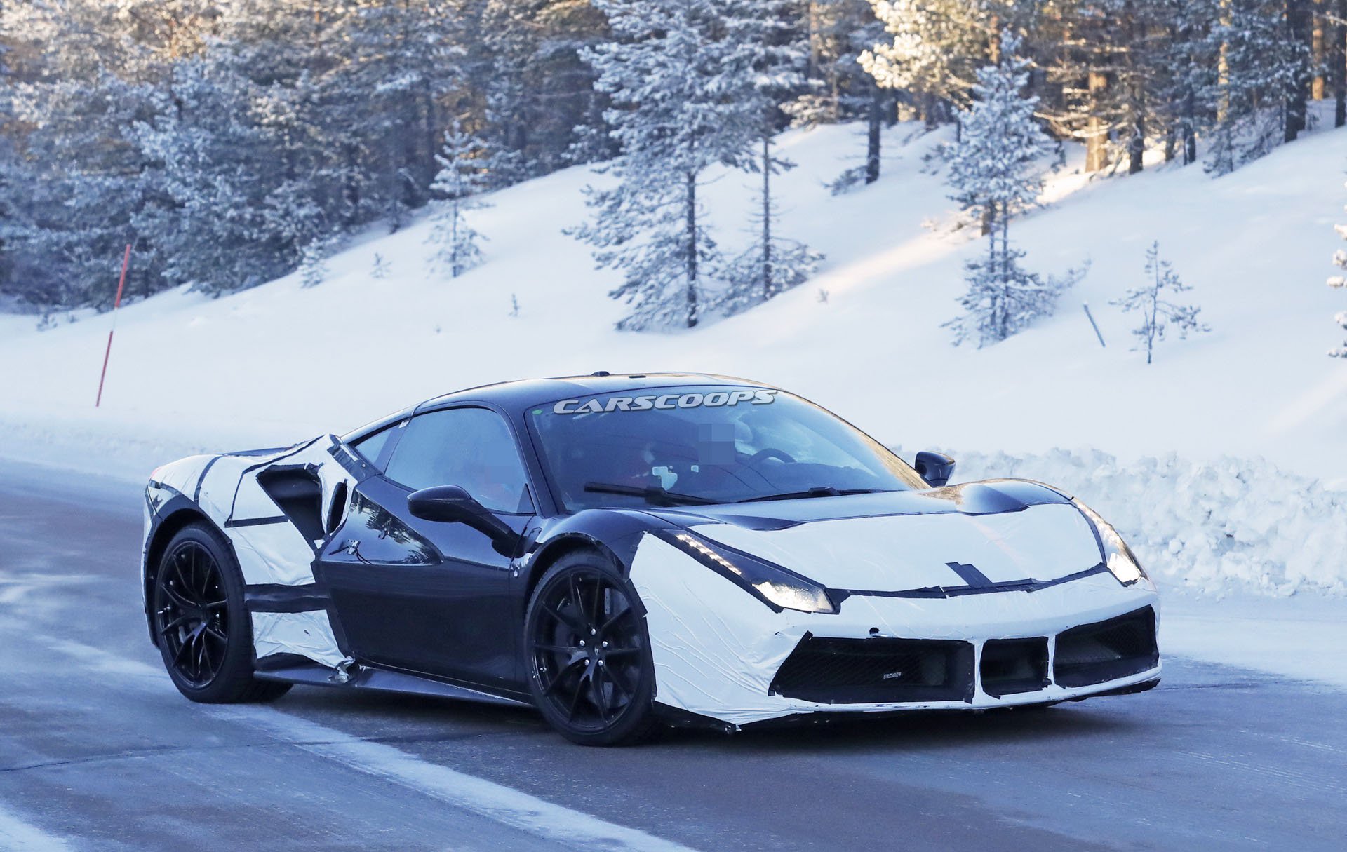 Ferrari Hybrid Supercar 3 Ferrari’s New Hybrid Supercar To Pack 986 HP, Premiere On May 31