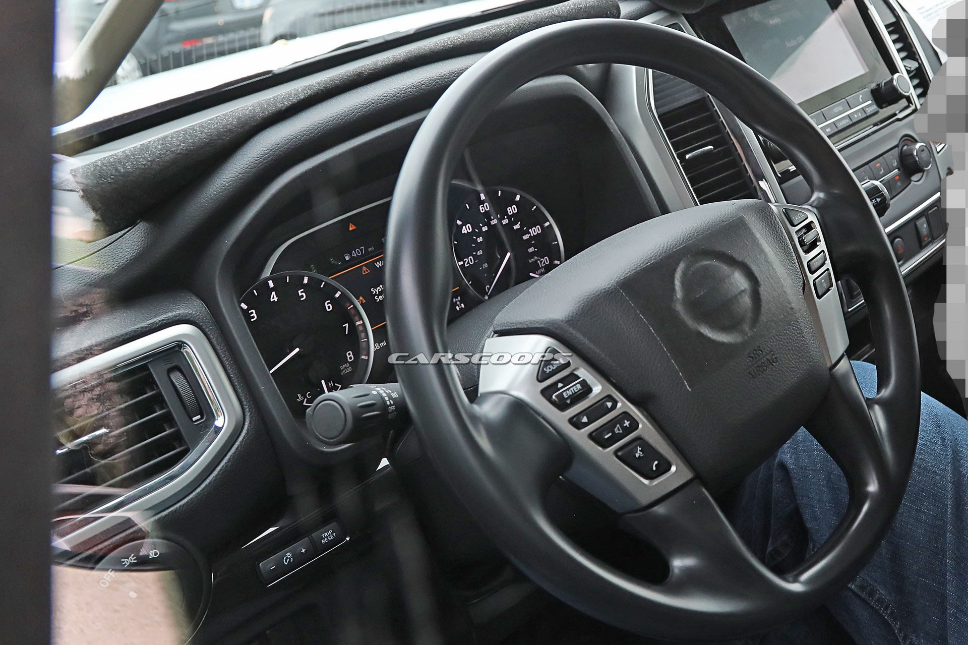 2020-Nissan-Titan 2020 Nissan Titan Facelift Spied With An Updated Interior