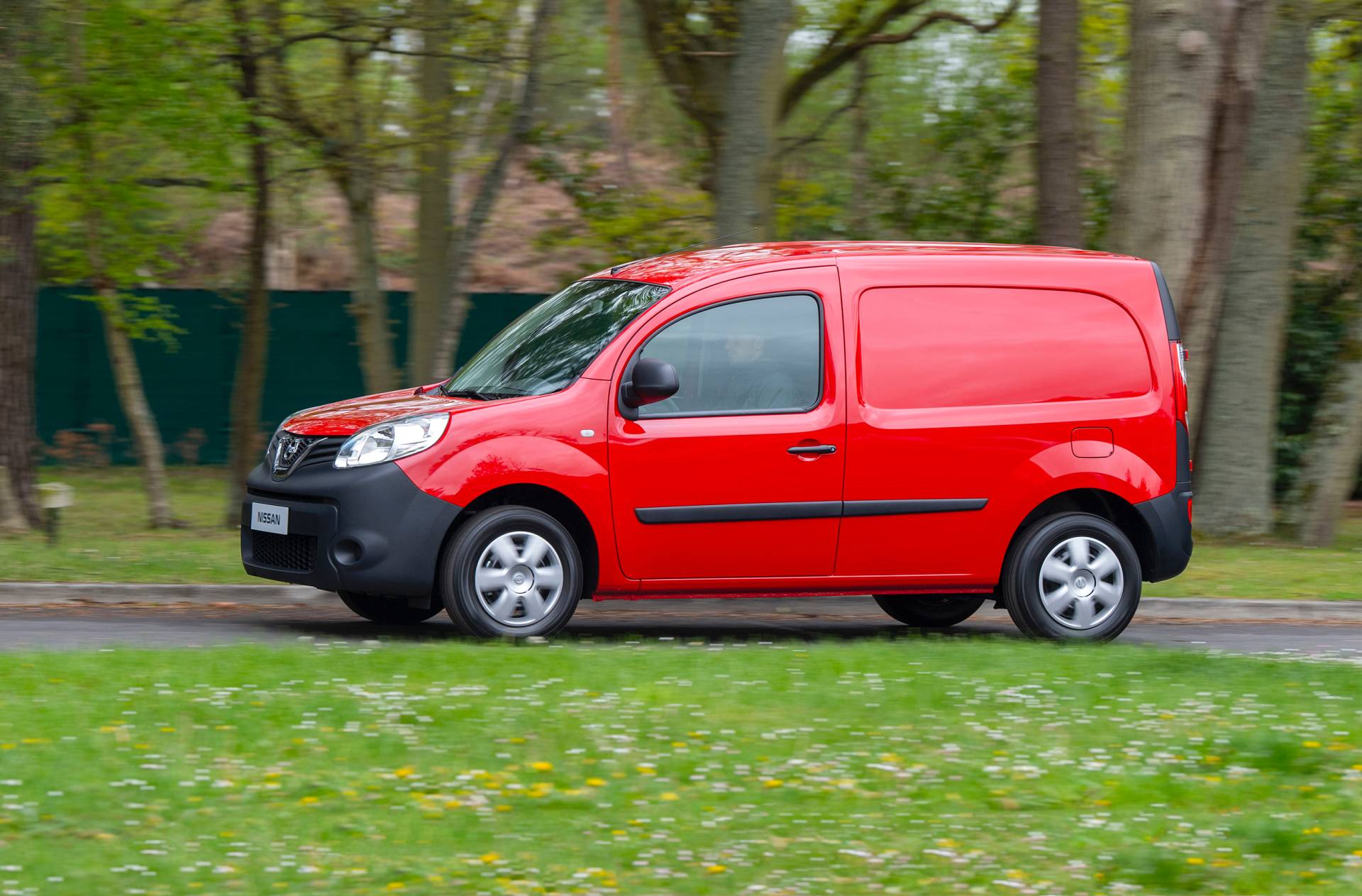 Nissan NV250 L1 Van 17 Badge-Engineered Nissan NV250 Compact Van Debuts In Europe