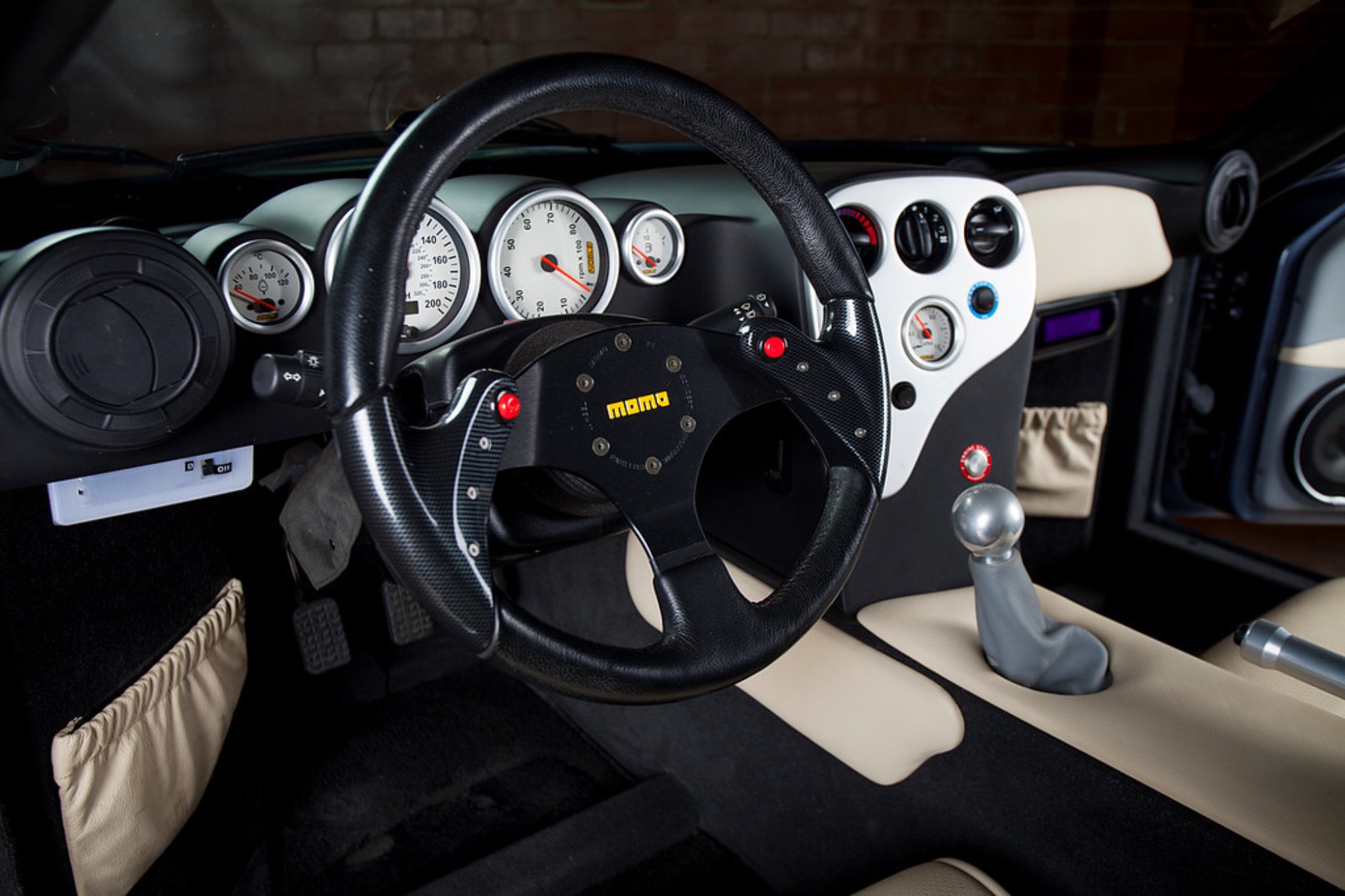 2005 Noble M12 GTO-3R Is For The Hardcore Driving Enthusiast