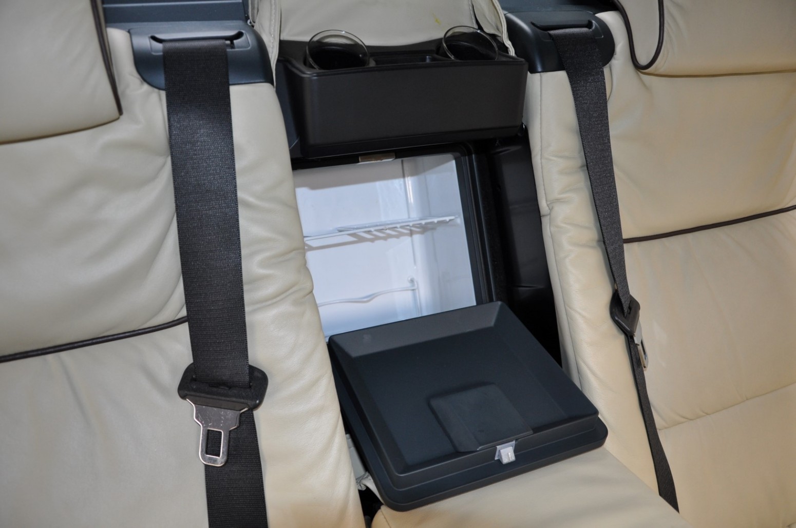 1999 bmw 750il 58 Get Your 1990s BMW Fix With These Beautiful Individual 850Ci And 750iL