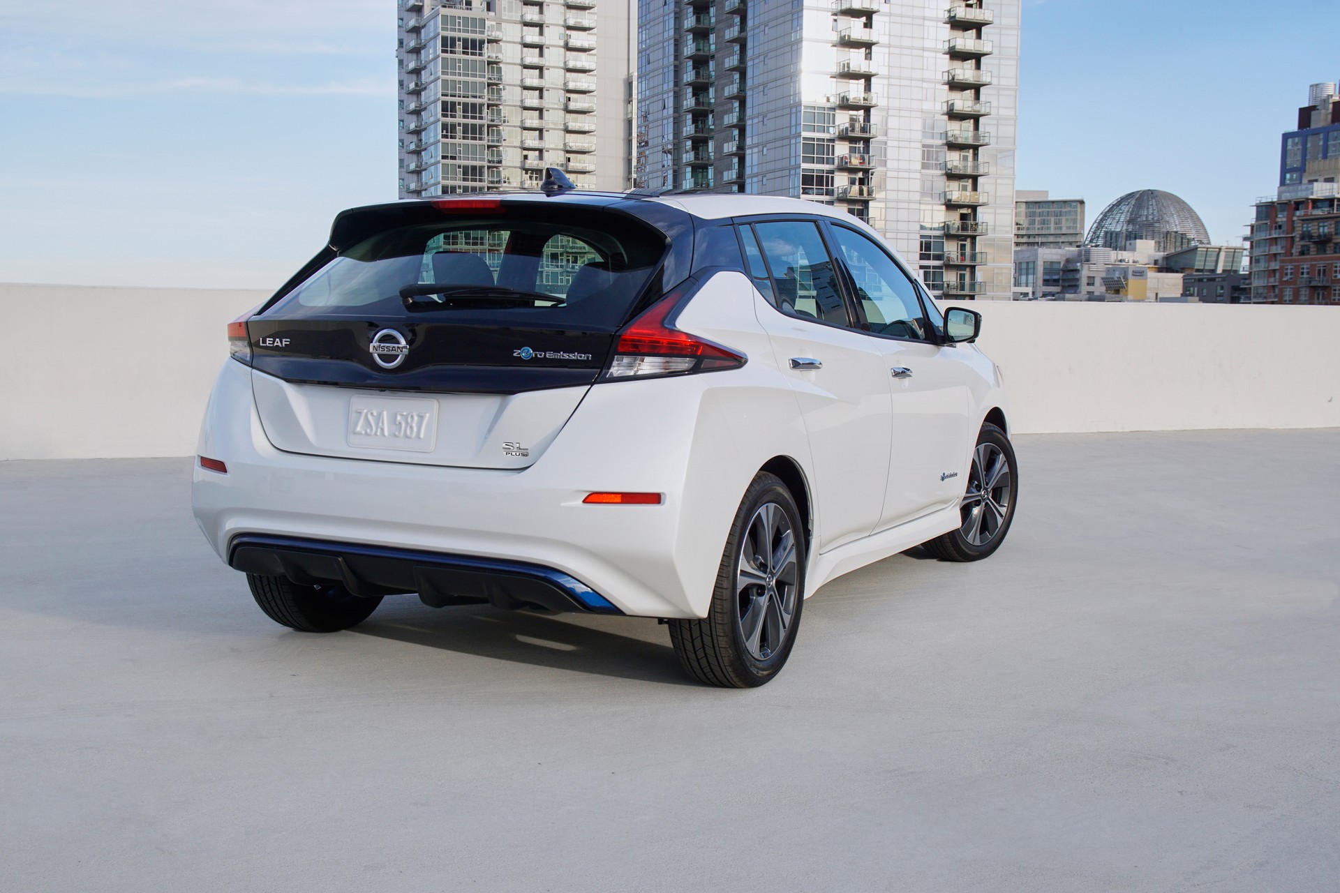Nissan Estimates Leaf Batteries To Outlive Car By 12 Years