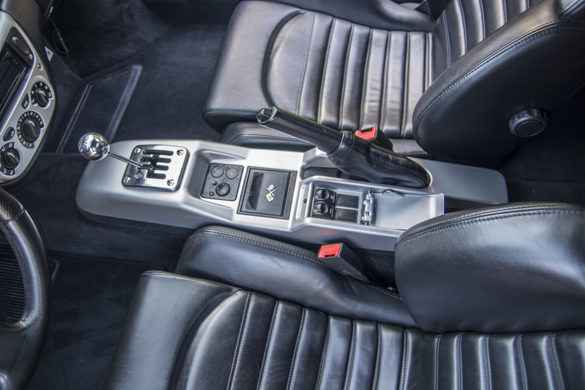 Live Out Your Ferrari Manual Fantasies With This 360 Modena