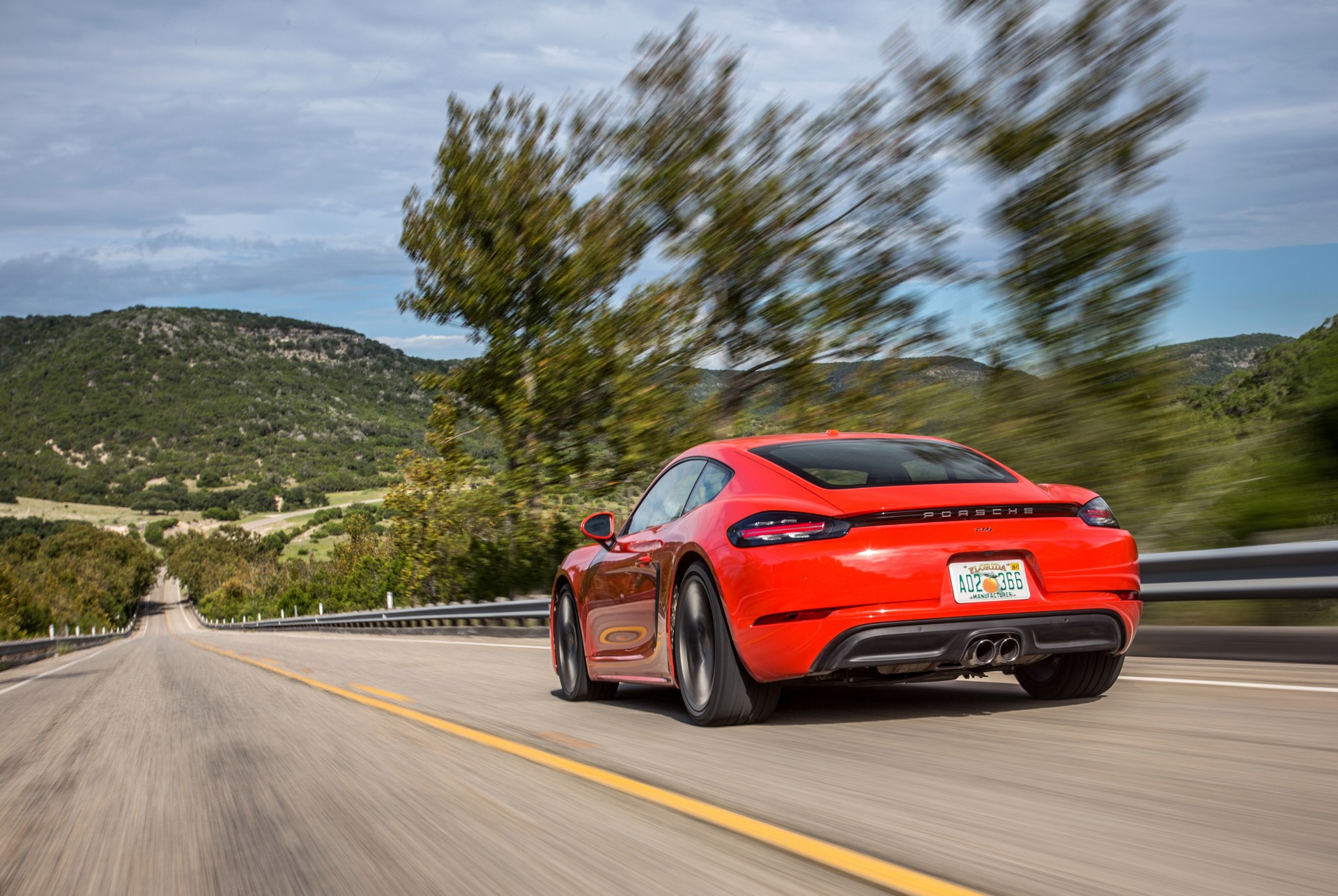 The 2020 Toyota Supra Wants To Take On The Porsche 718 Cayman, Can It Succeed?