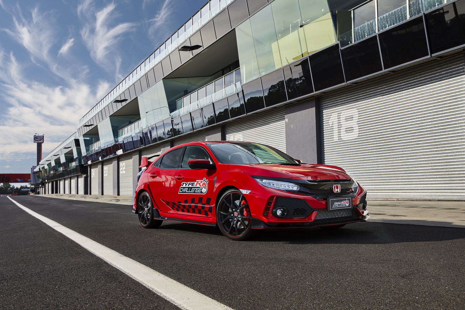 honda civic type r jenson button bathurst record 4 Honda Civic Type R Sets Lap Record At Bathurst For FWD Production Cars