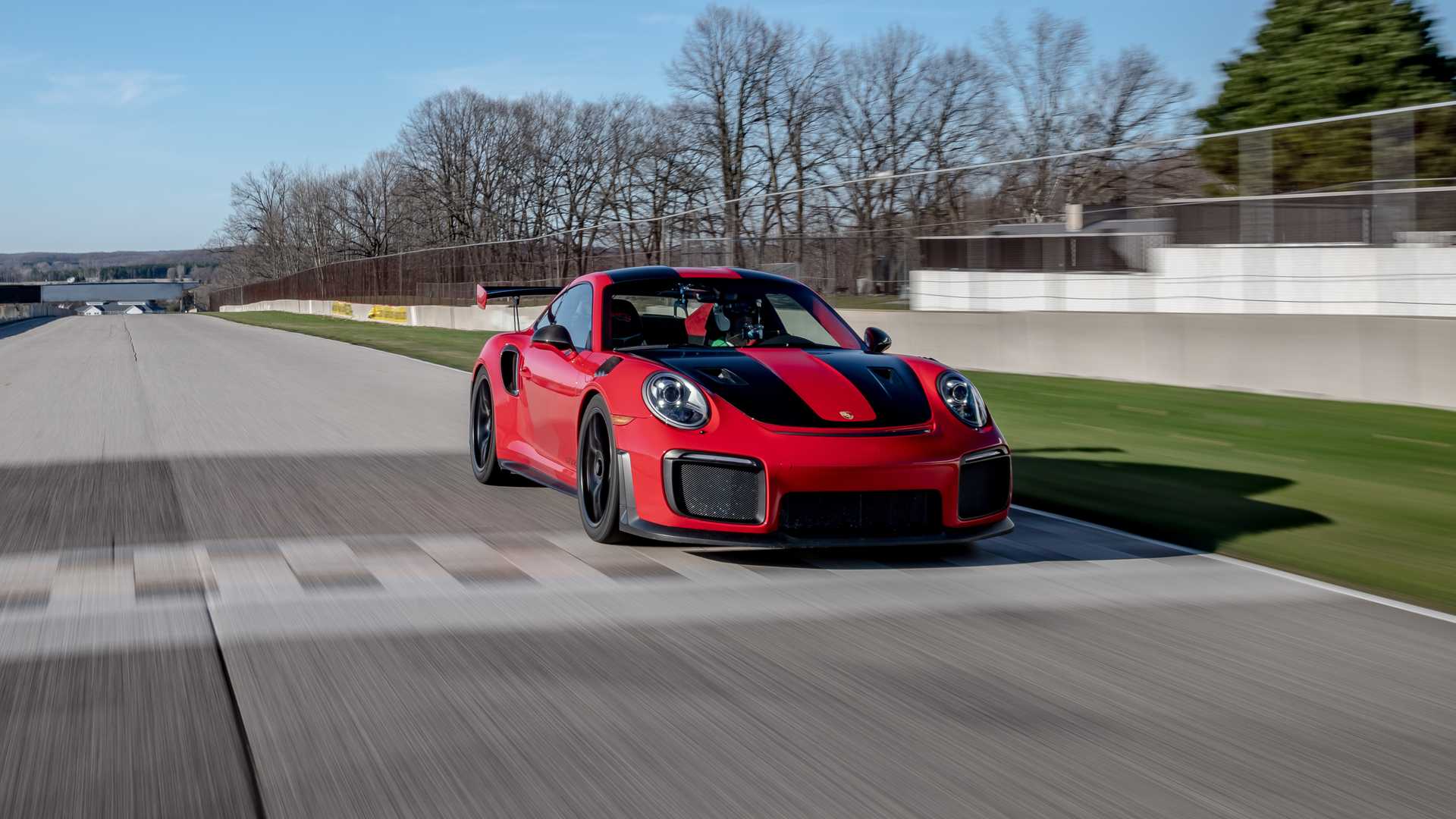 Porsche 911 GT2 RS Road America 2 Watch The Porsche 911 GT2 RS Set New Lap Record At Road America