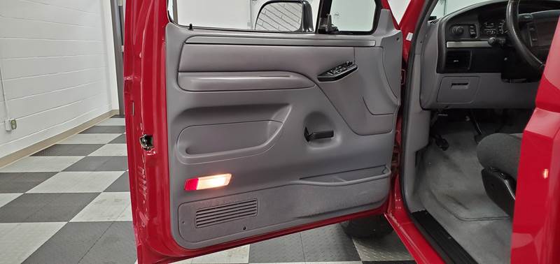 This 1994 Ford F-150 SVT Lightning Isn’t Bad For $23k