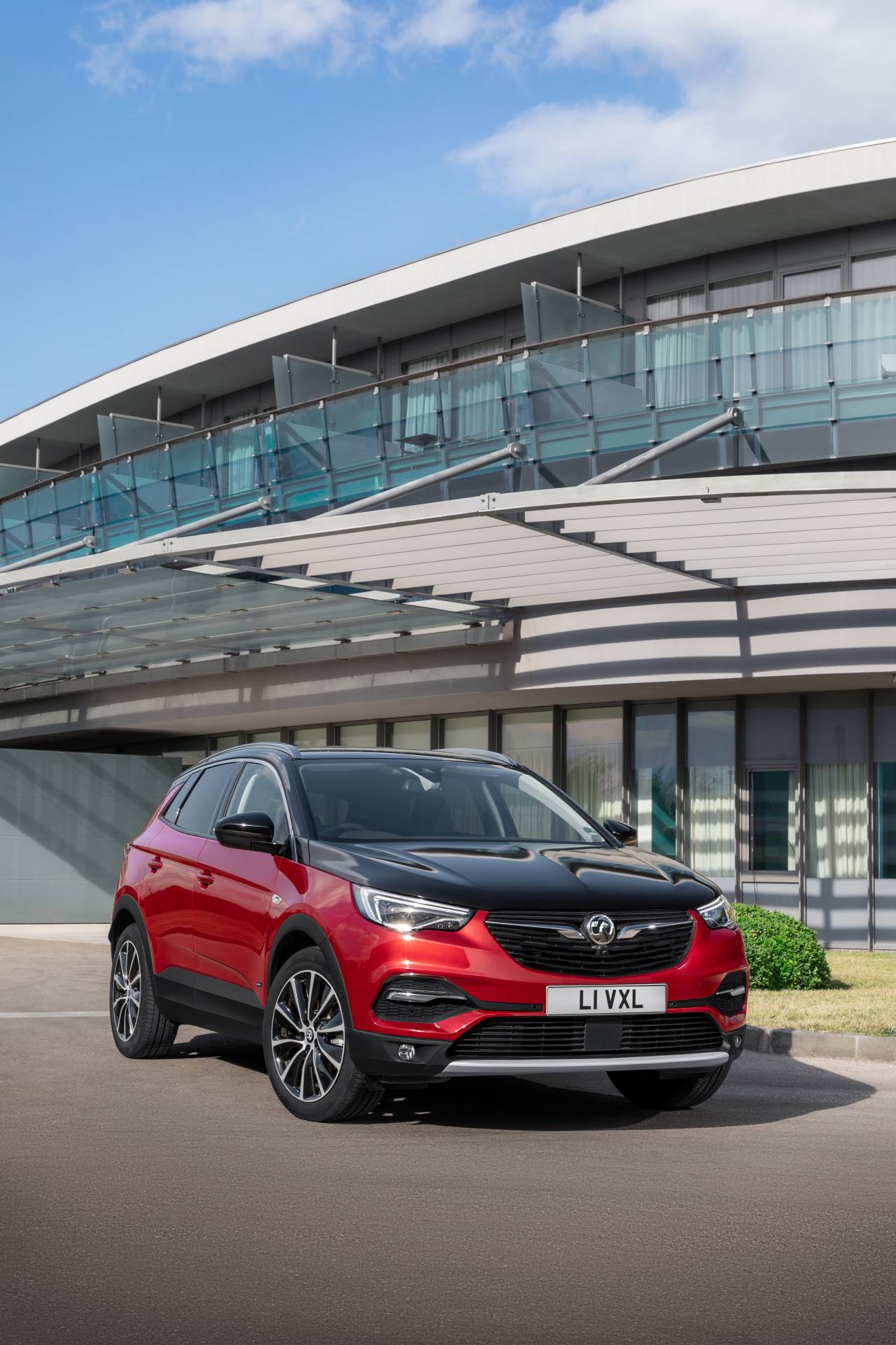 2020 Vauxhall Grandland X Hybrid4 9 Opel/Vauxhall Grandland X Gains 296 HP Hybrid4 PHEV Powertrain With AWD
