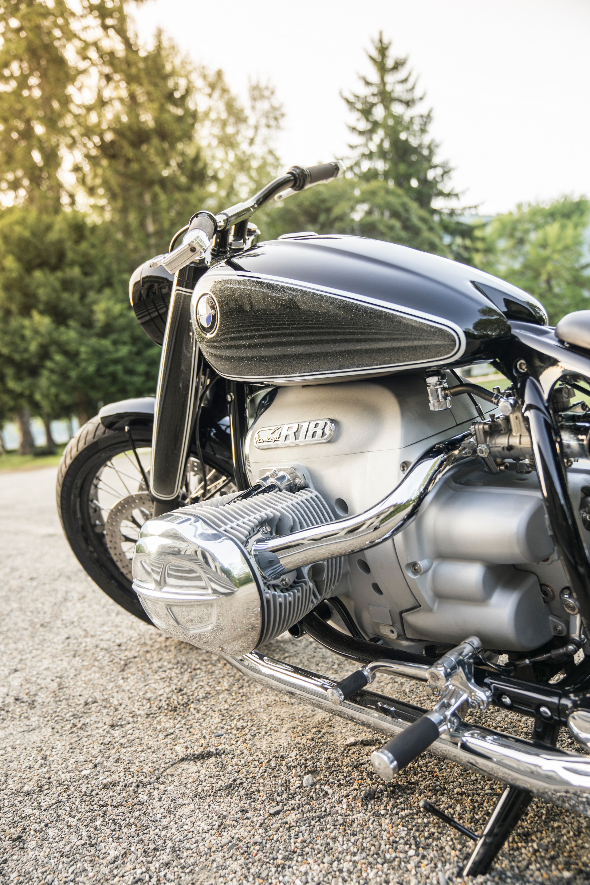 BMW’s R18 Concept Is A Minimalist Bike With An All-New Boxer Engine