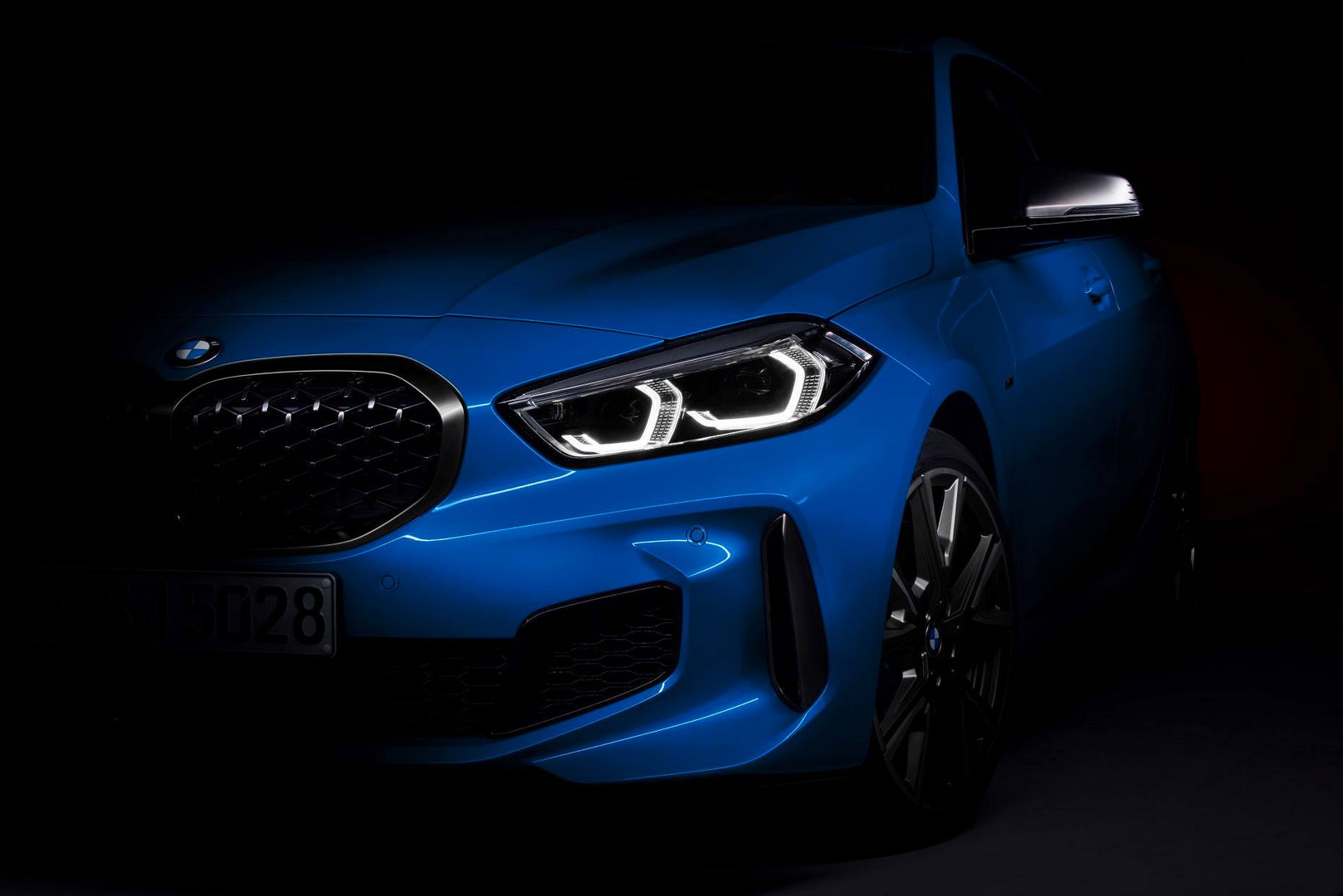 2020 bmw 1-series teasers 1 2020 BMW 1-Series Drops Camo In Official Teasers, Reveals Digital Gauges