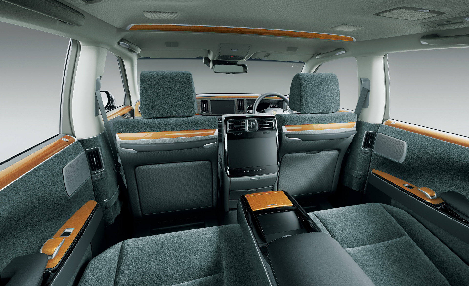 Toyota Camry Japan Emperor6 Japan’s New Emperor To Get A One-Off Toyota Century Droptop