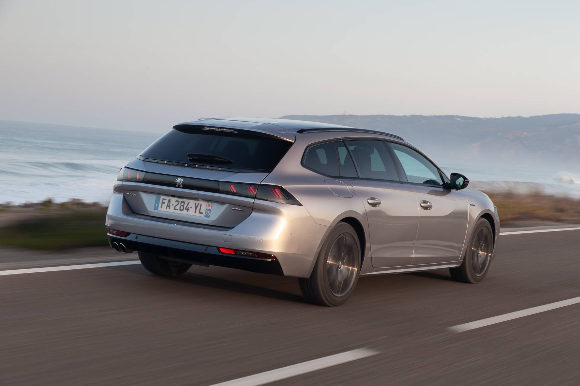 Is The New 2019 Peugeot 508 SW Cooler Than A Crossover?