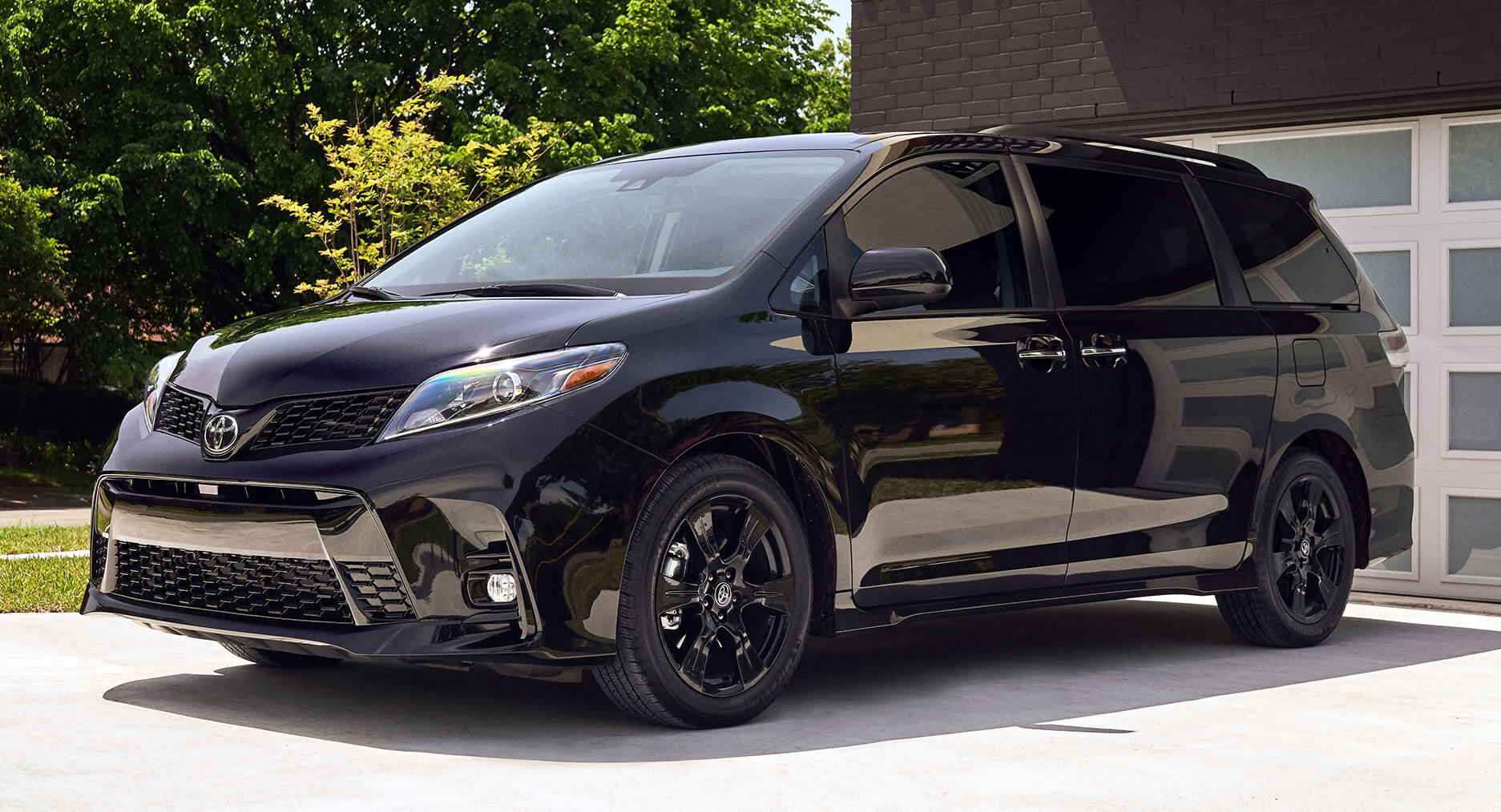 Toyota Sienna Gets Minor Updates, Nightshade Edition For 2020MY | Carscoops