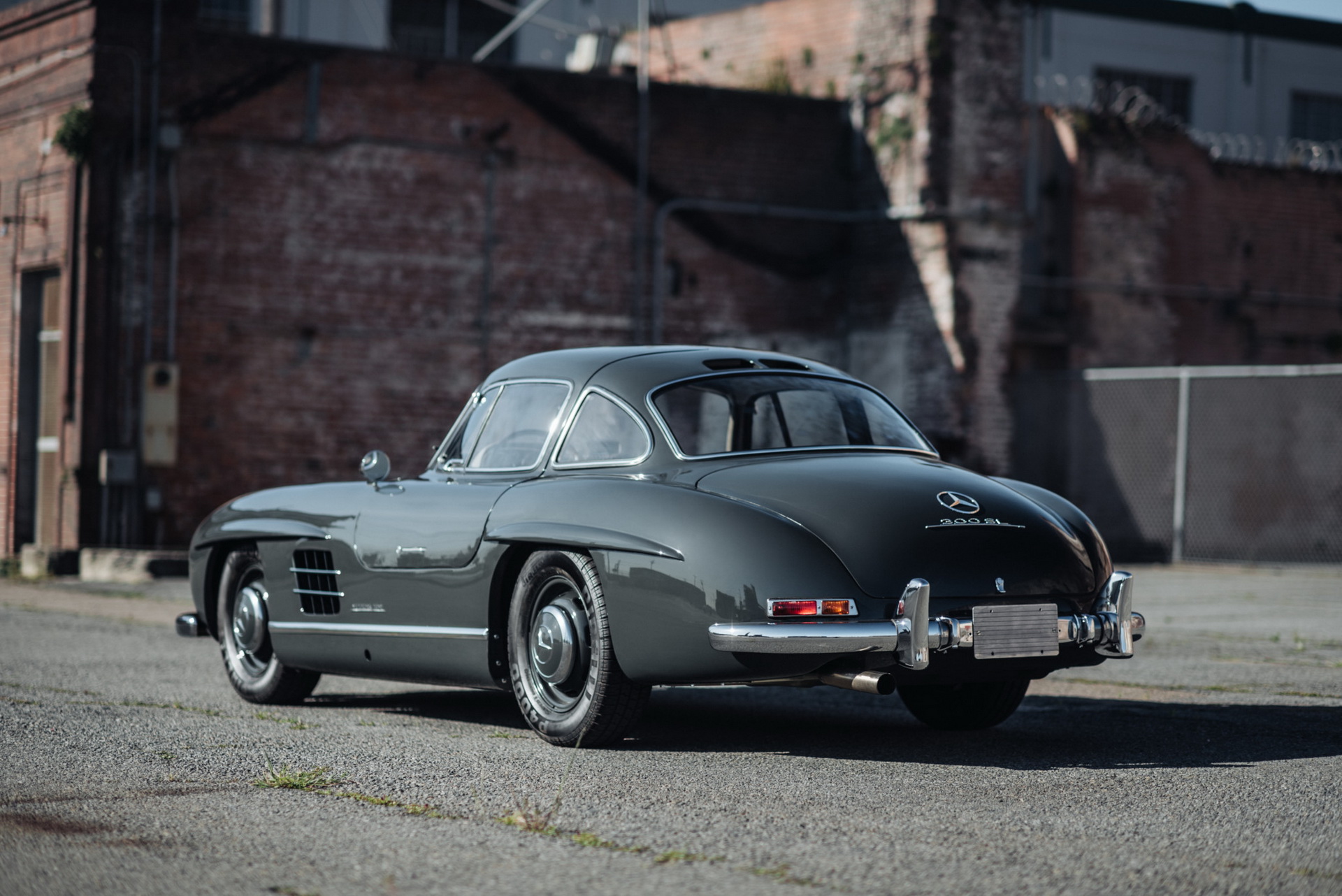 Mercedes-300SL-Gullwing-02 Beautiful 1956 Mercedes 300SL Gullwing Is The Definition Of A Million-Dollar Classic