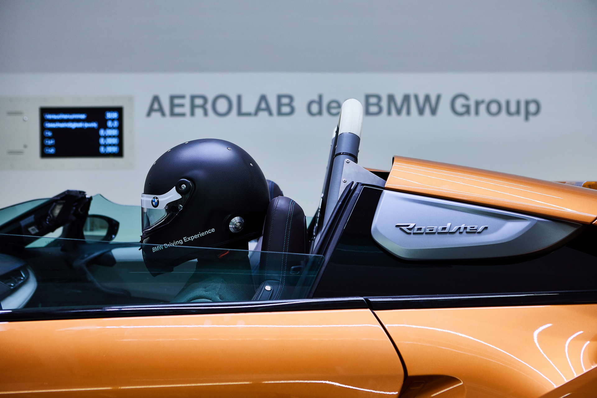 BMW-i8-Roadster-Safety-Car-36 BMW Makes i8 Roadster A Speedster For Formula E’s New Safety Car