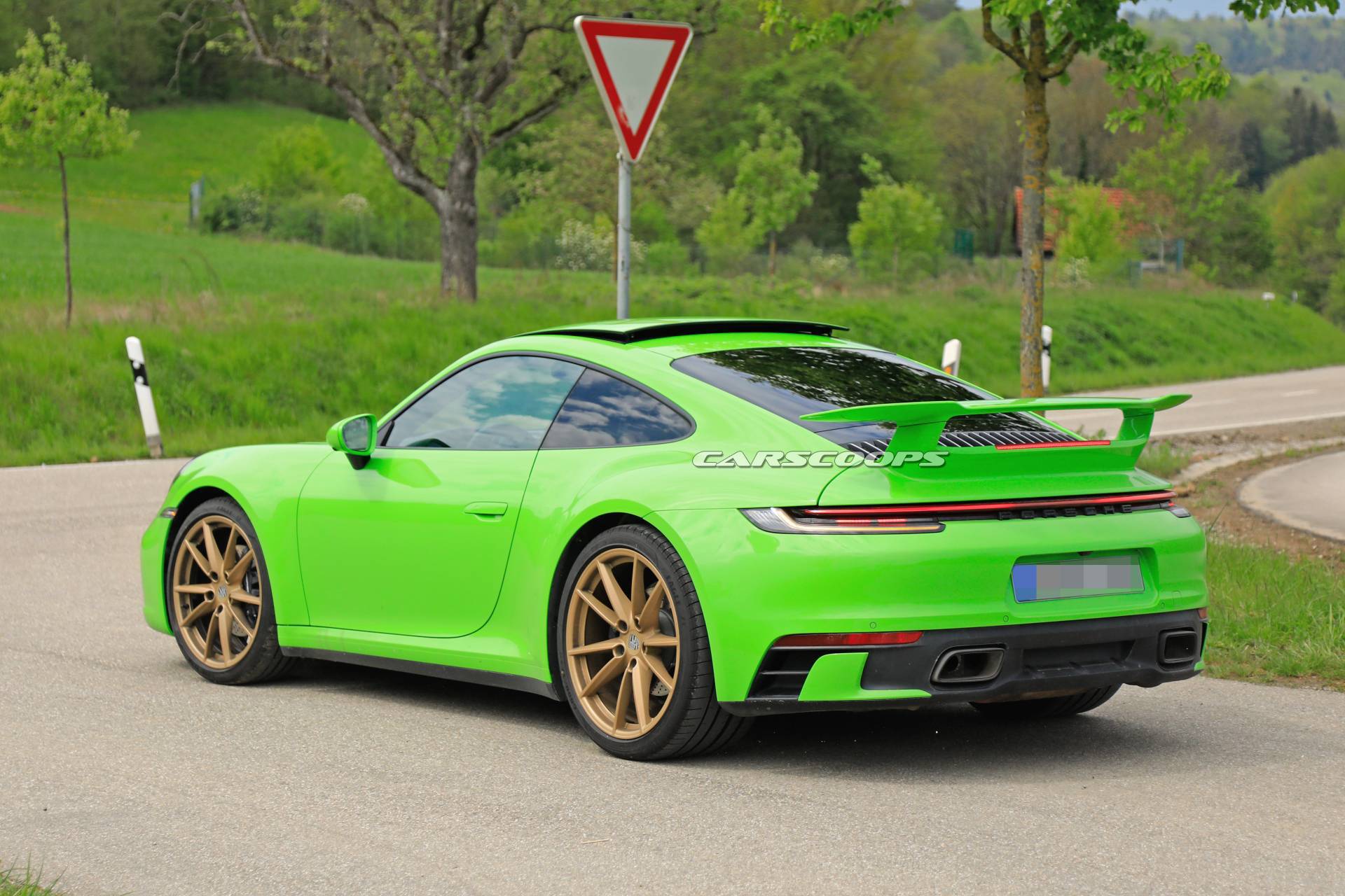 Porsche 911 992 new variant spy shots 12 Mystery Porsche 992 Prototype With Fixed Rear Wing Spied