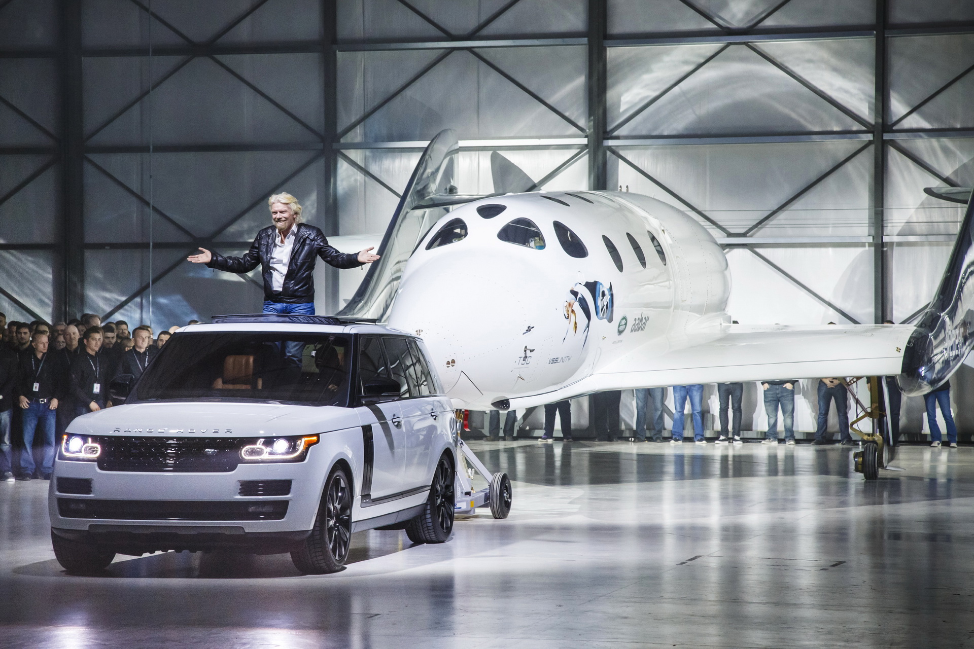 range rover astronaut edition virgin galactic 7 New Range Rover SVO Astronaut Edition Can Be Yours As Long As You Go To Space