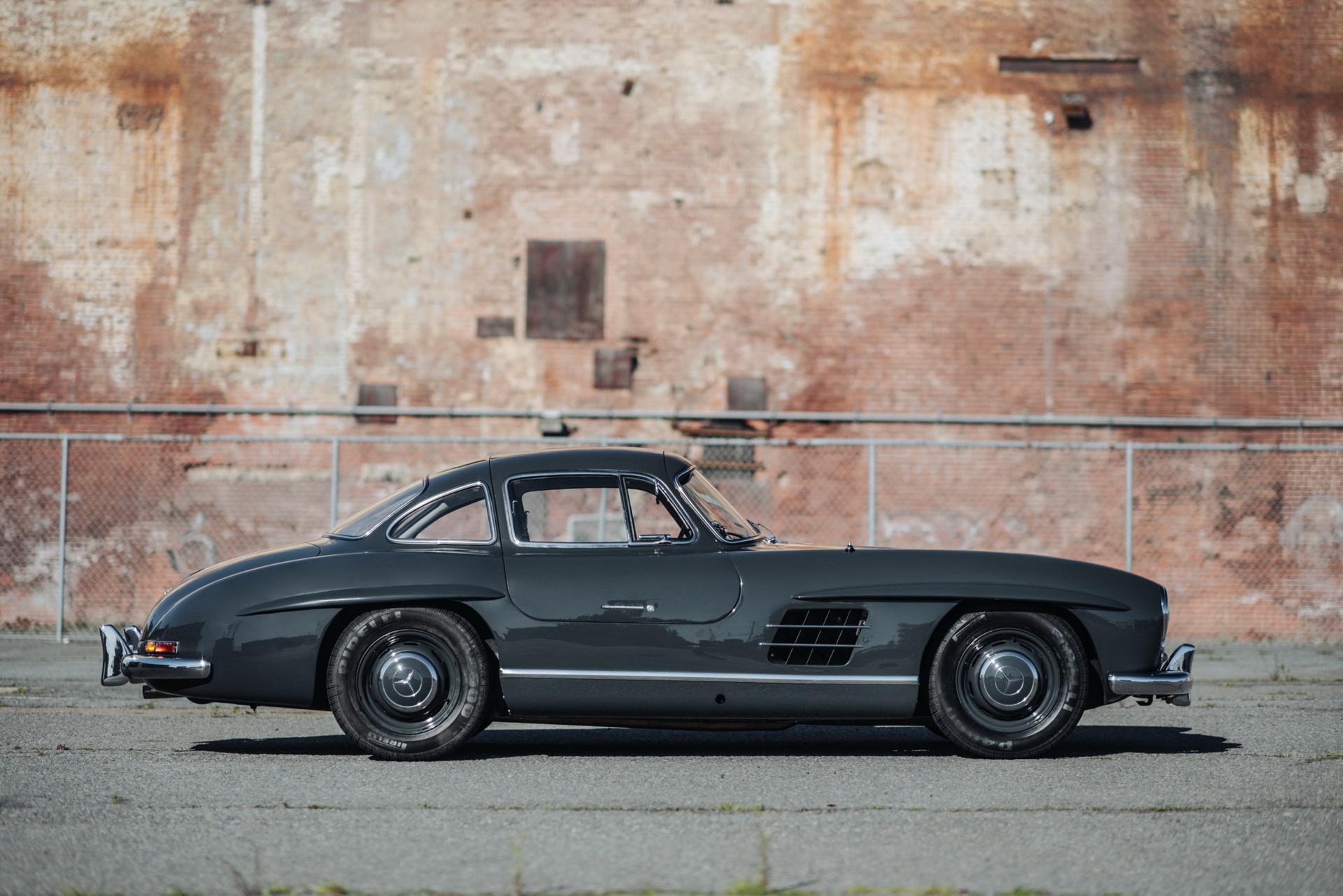Mercedes-300SL-Gullwing-05 Beautiful 1956 Mercedes 300SL Gullwing Is The Definition Of A Million-Dollar Classic