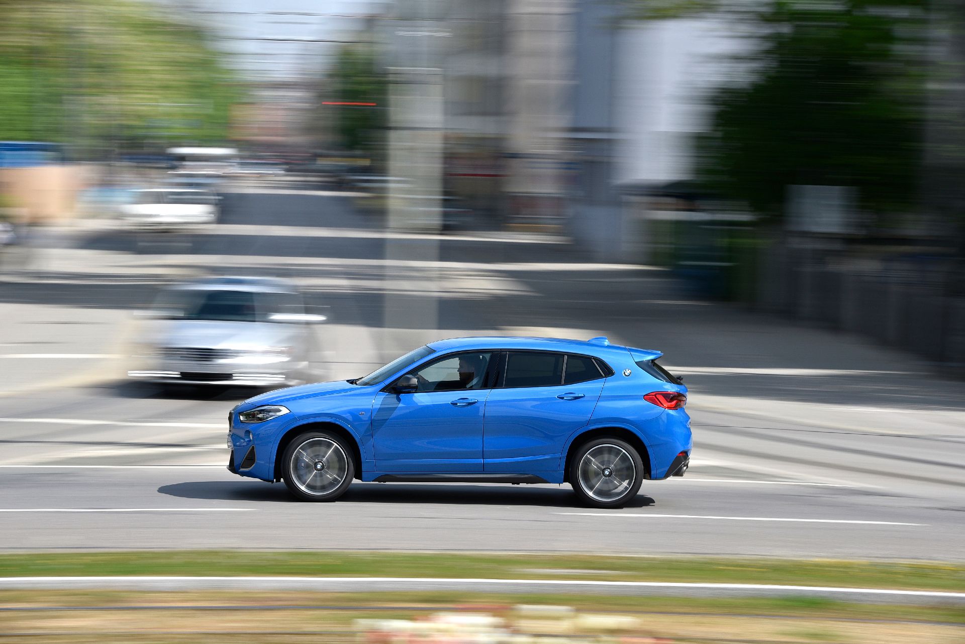 BMW_X2M35i Get A Good Look At The New BMW X2 M35i In This Mega Gallery
