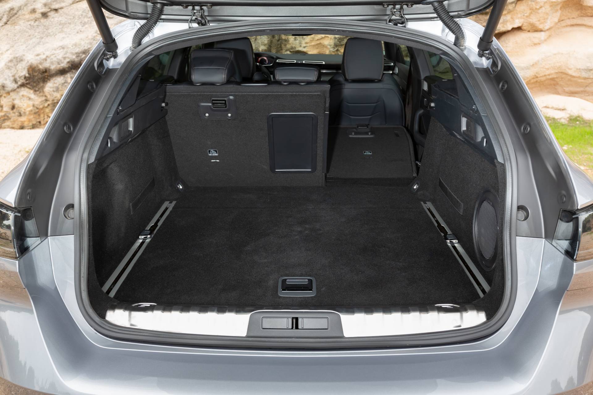 Is The New 2019 Peugeot 508 SW Cooler Than A Crossover?