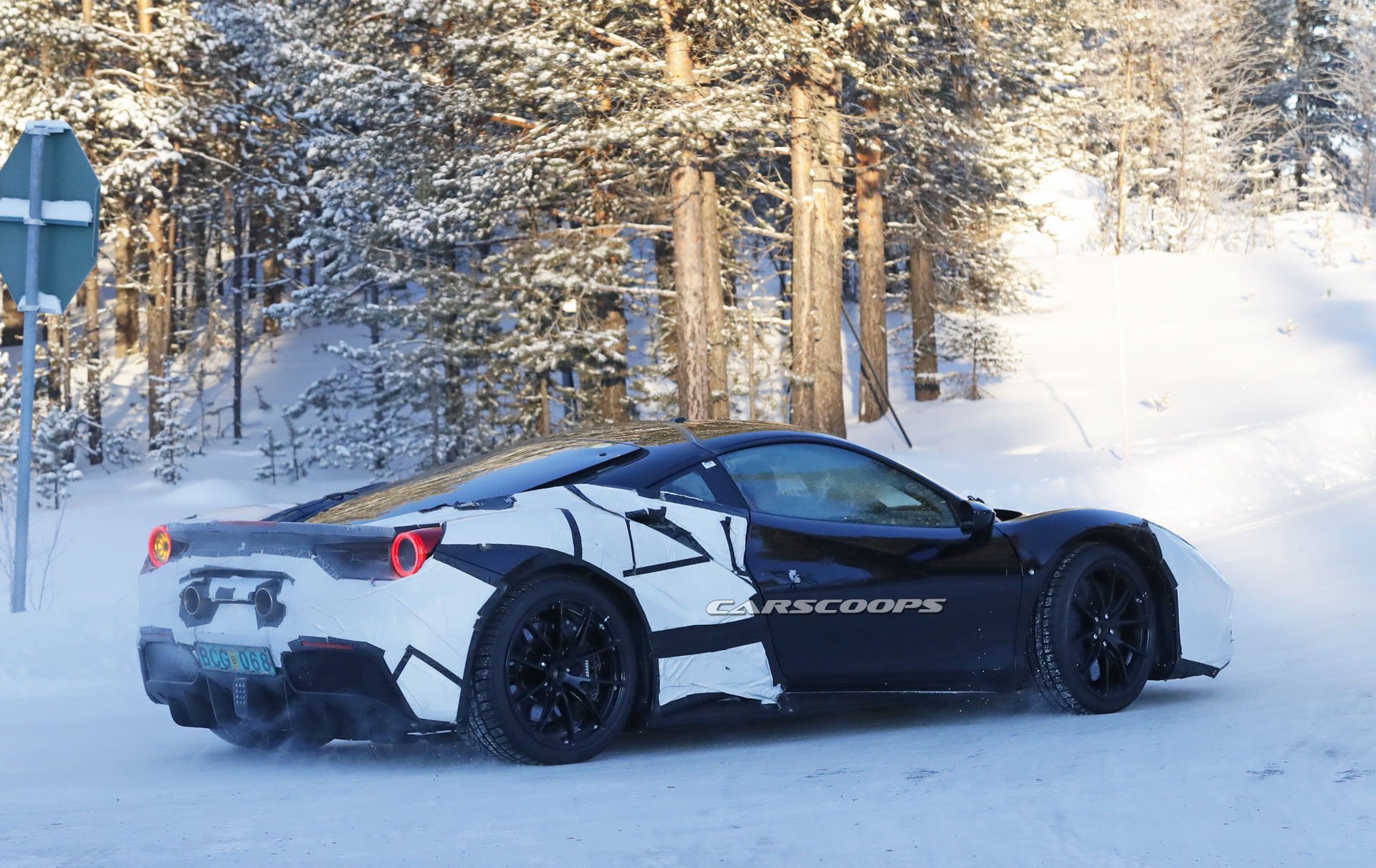 Ferrari Hybrid Supercar 9 Ferrari’s New Hybrid Supercar To Pack 986 HP, Premiere On May 31