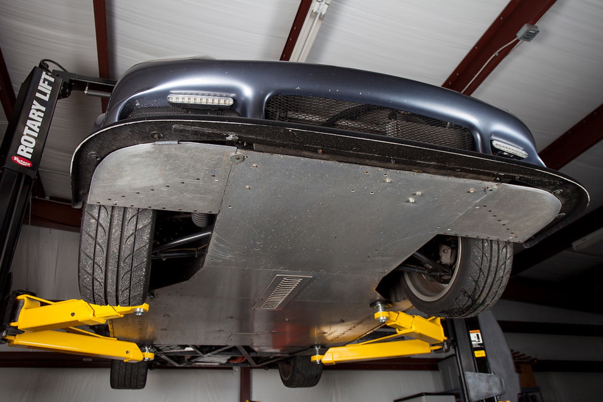 2005 Noble M12 GTO-3R Is For The Hardcore Driving Enthusiast