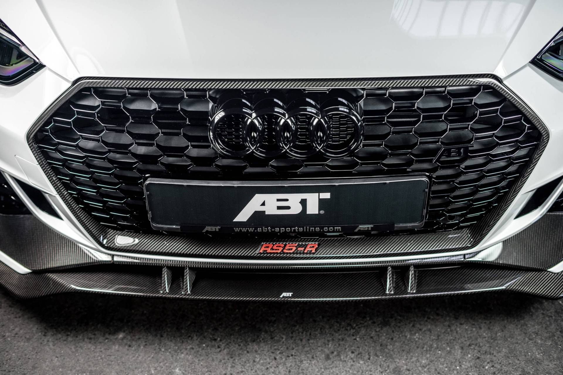 ABT RS5-R Sportback Makes It To Europe With 523 HP, Carbon Parts Galore