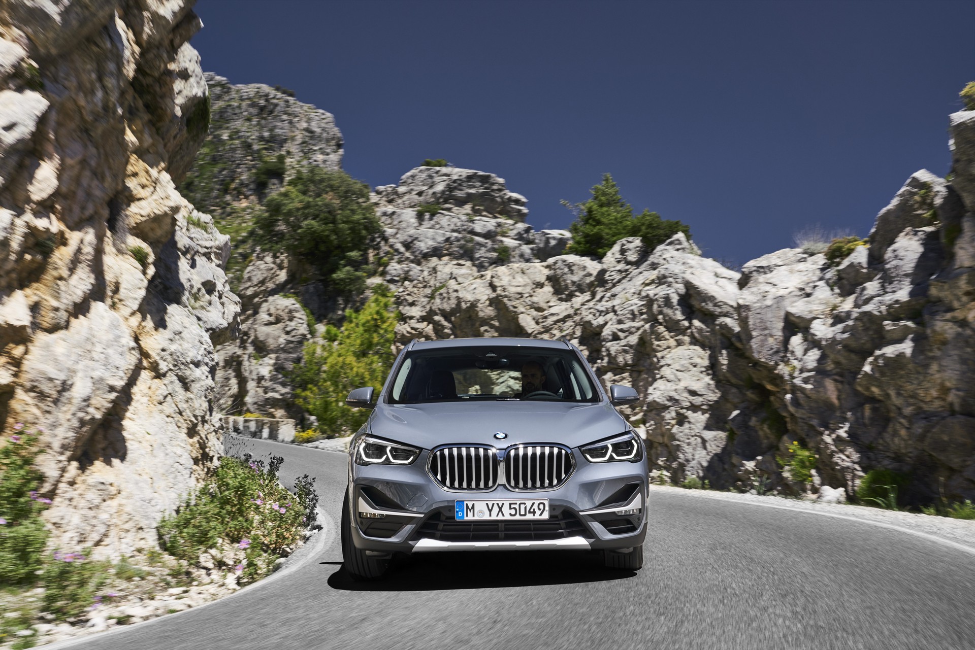 2020 BMW X1 Debuts With New Looks And A Plug-In Hybrid Powertrain