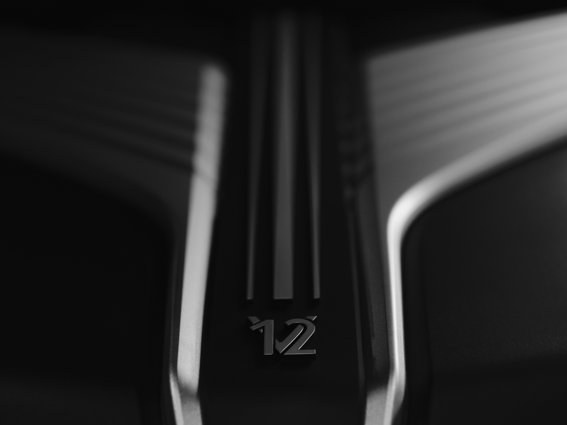 Bespoke Rolls-Royce Wraith Eagle VIII Is An Homage To Air Travel