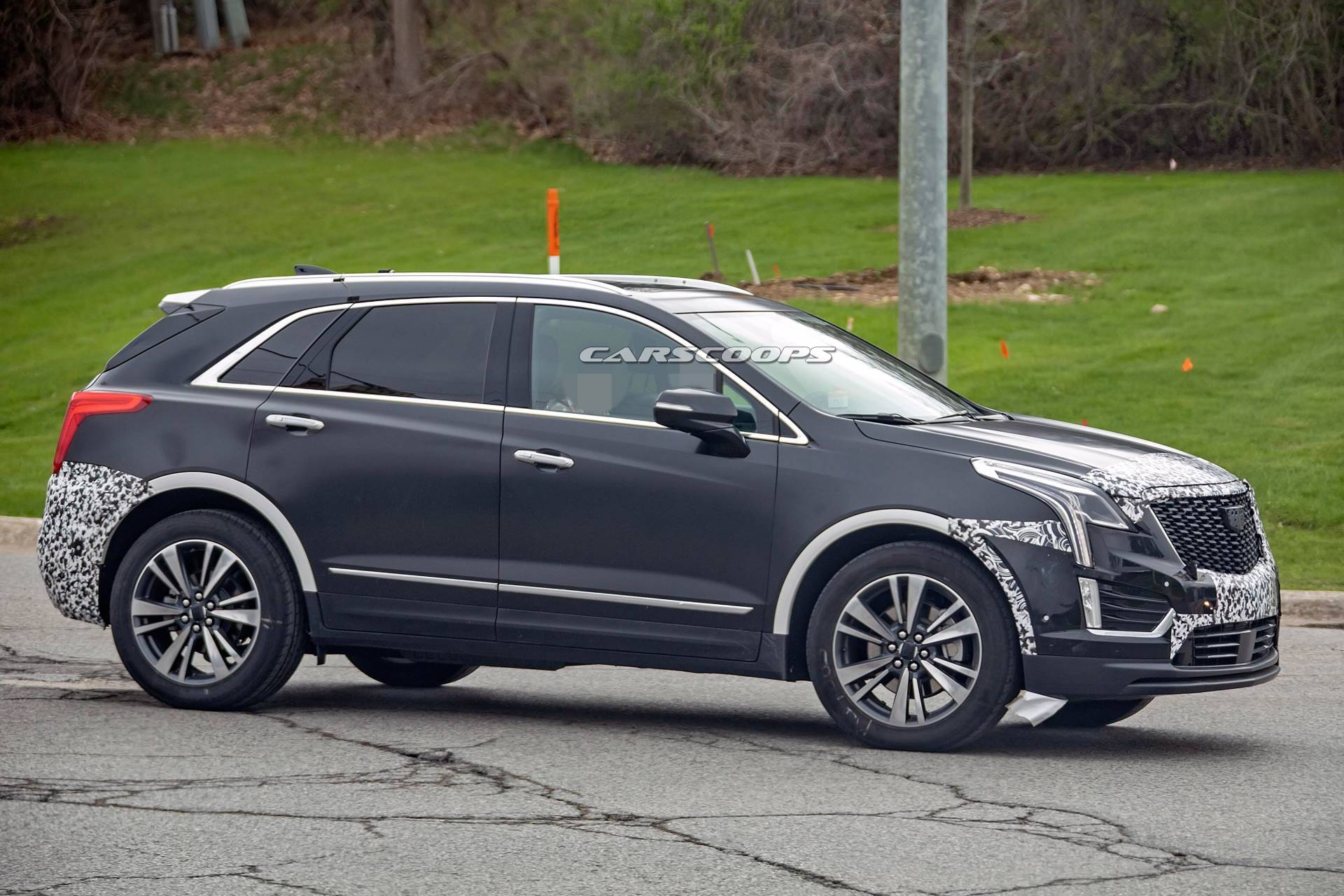 2020 Cadillac XT5 facelift spy shots 4 Best 2020 Cadillac XT5 Facelift Spy Shots: You Still Need A Magnifying Glass