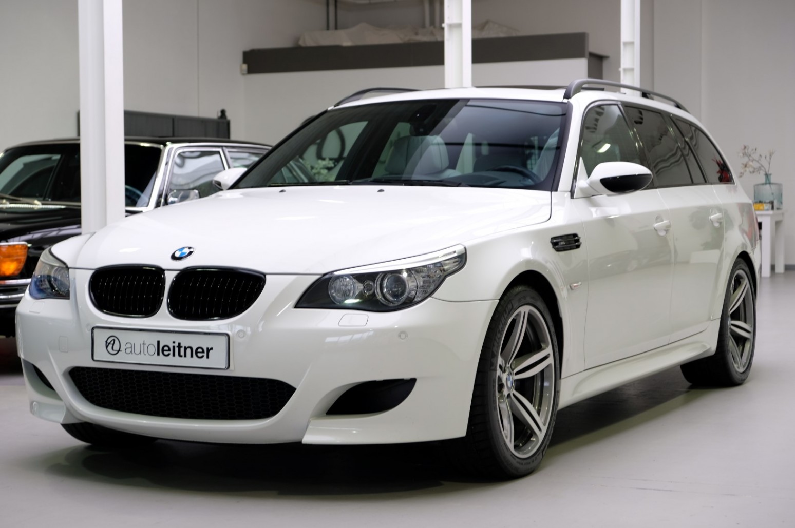 bmw m5 touring e61 2 BMW M5 Touring Is For Petrolhead Soccer Dads Who Dislike Fast SUVs