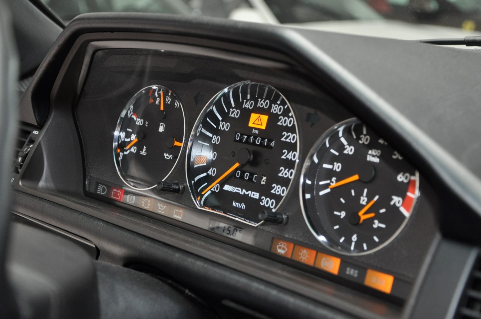 1995 Mercedes E60 AMG W124 26 1995 Mercedes E60 AMG Is A Souped-Up 500E Worth $170K