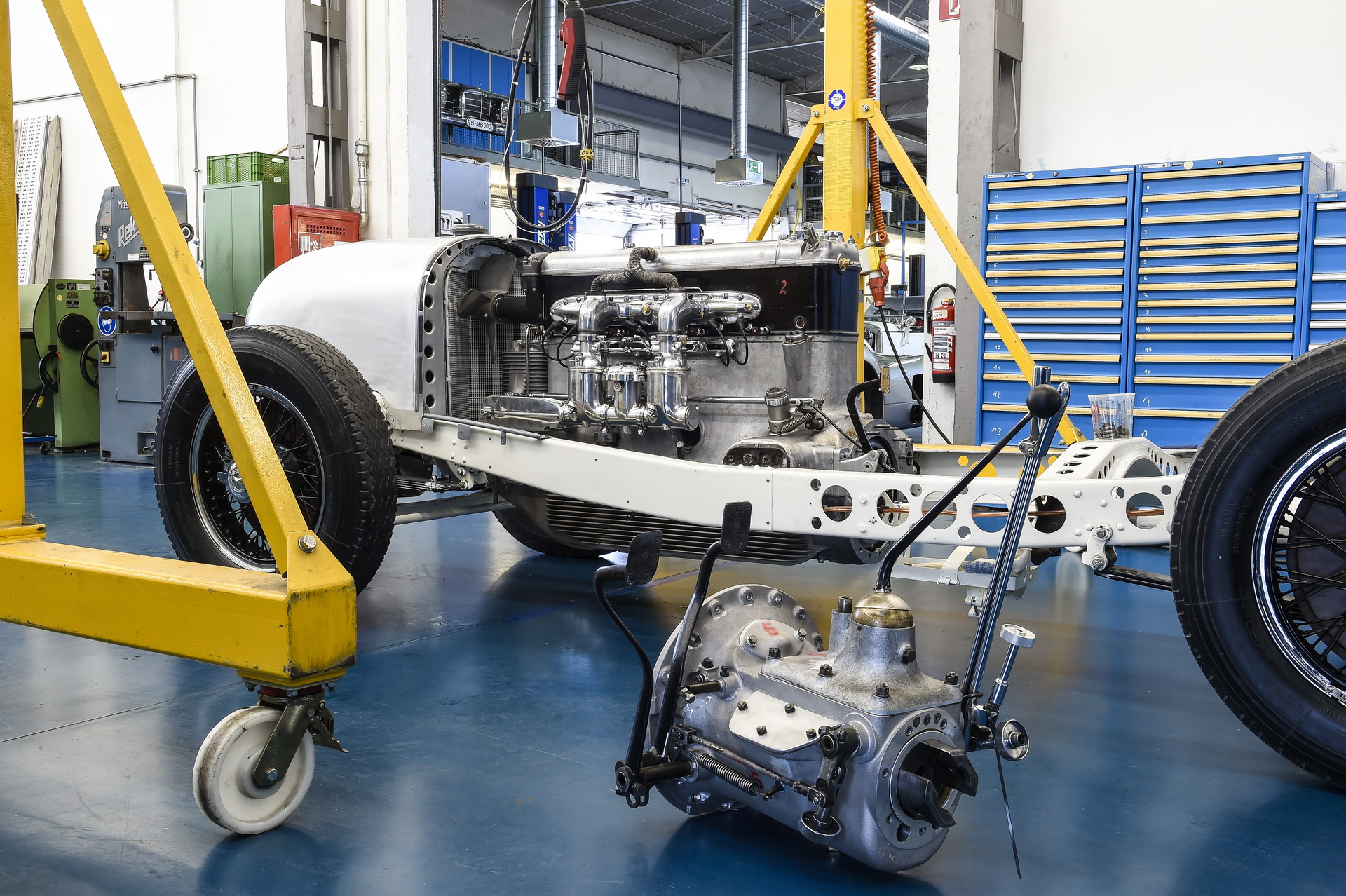 Mercedes Classic-Recreated SSKL To Steal The Show In Festival of Speed