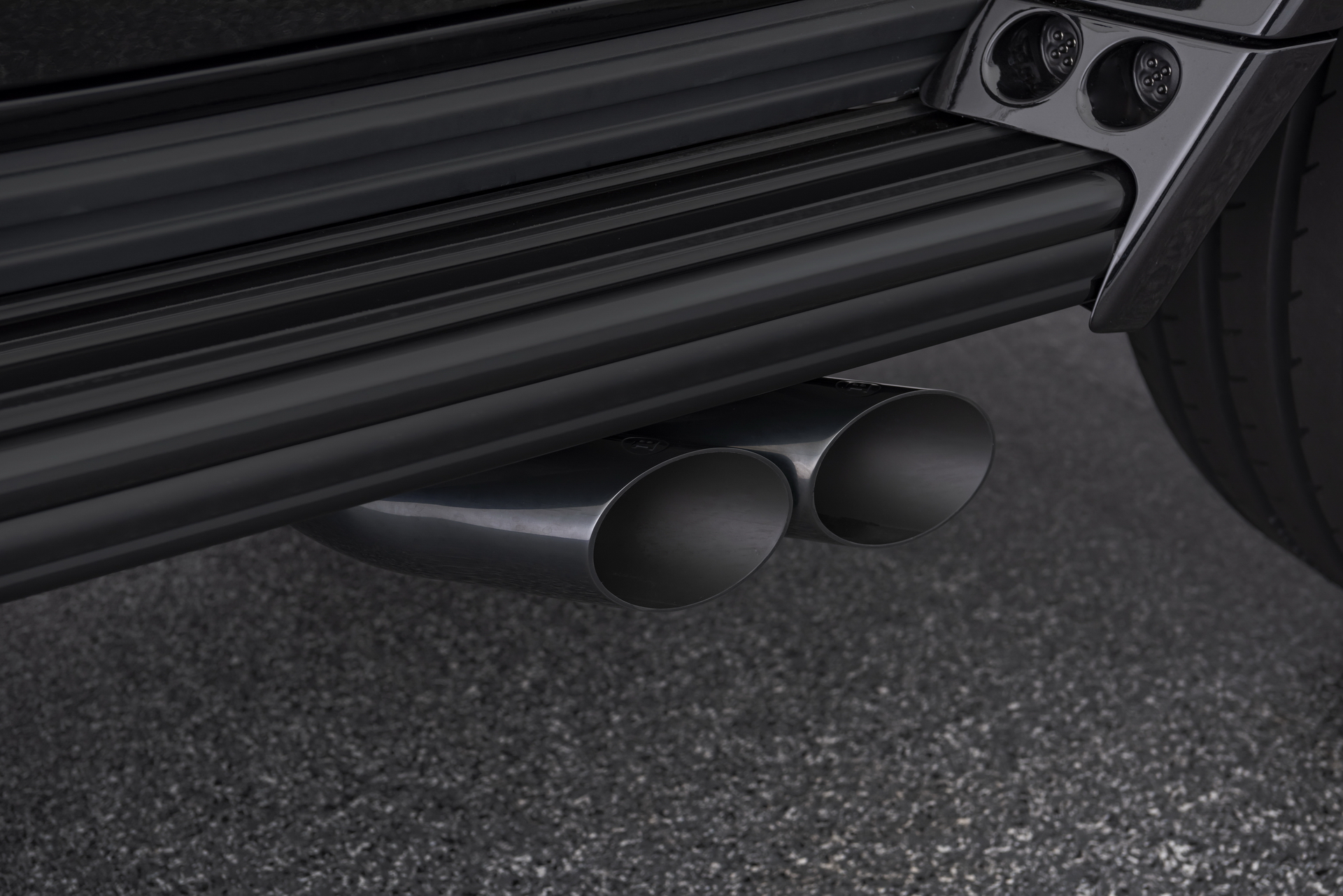 Brabus Unveils Two Limited Edition G63 SUVs, Each With 789 HP