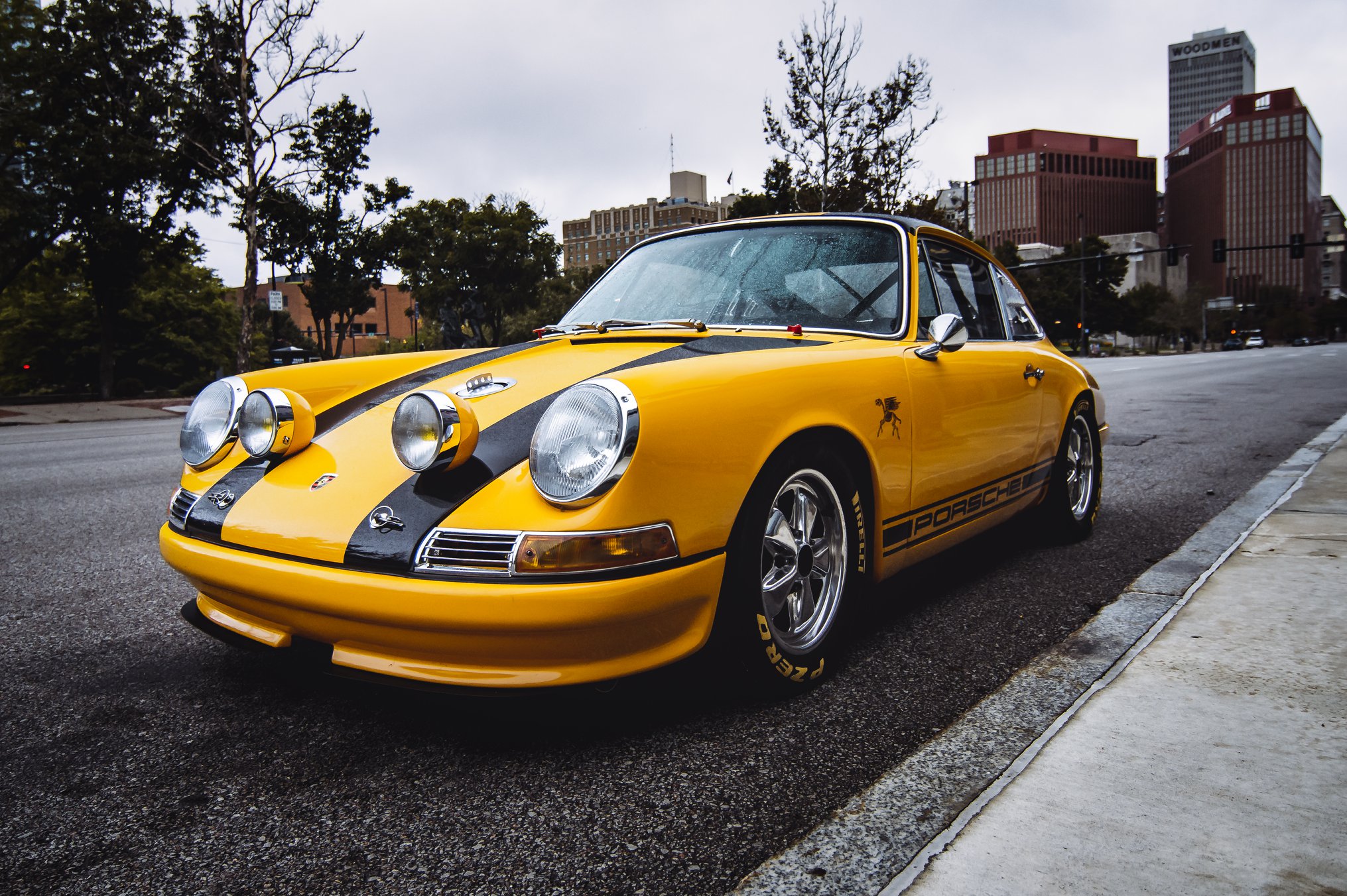 This 1967 Porsche 911 S 2.7 Is Like A Retrolicious German Bumblebee