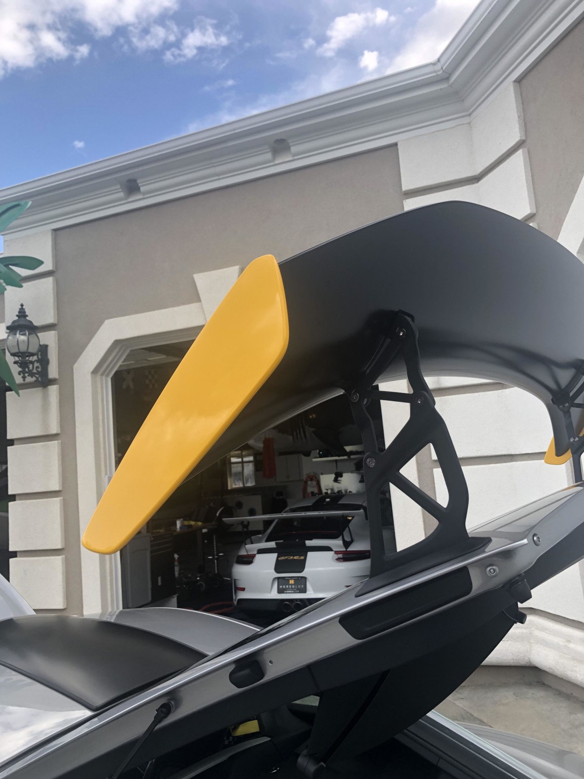 Fancy A 2.5K-Mile 2016 Porsche Cayman GT4? Of Course You Do