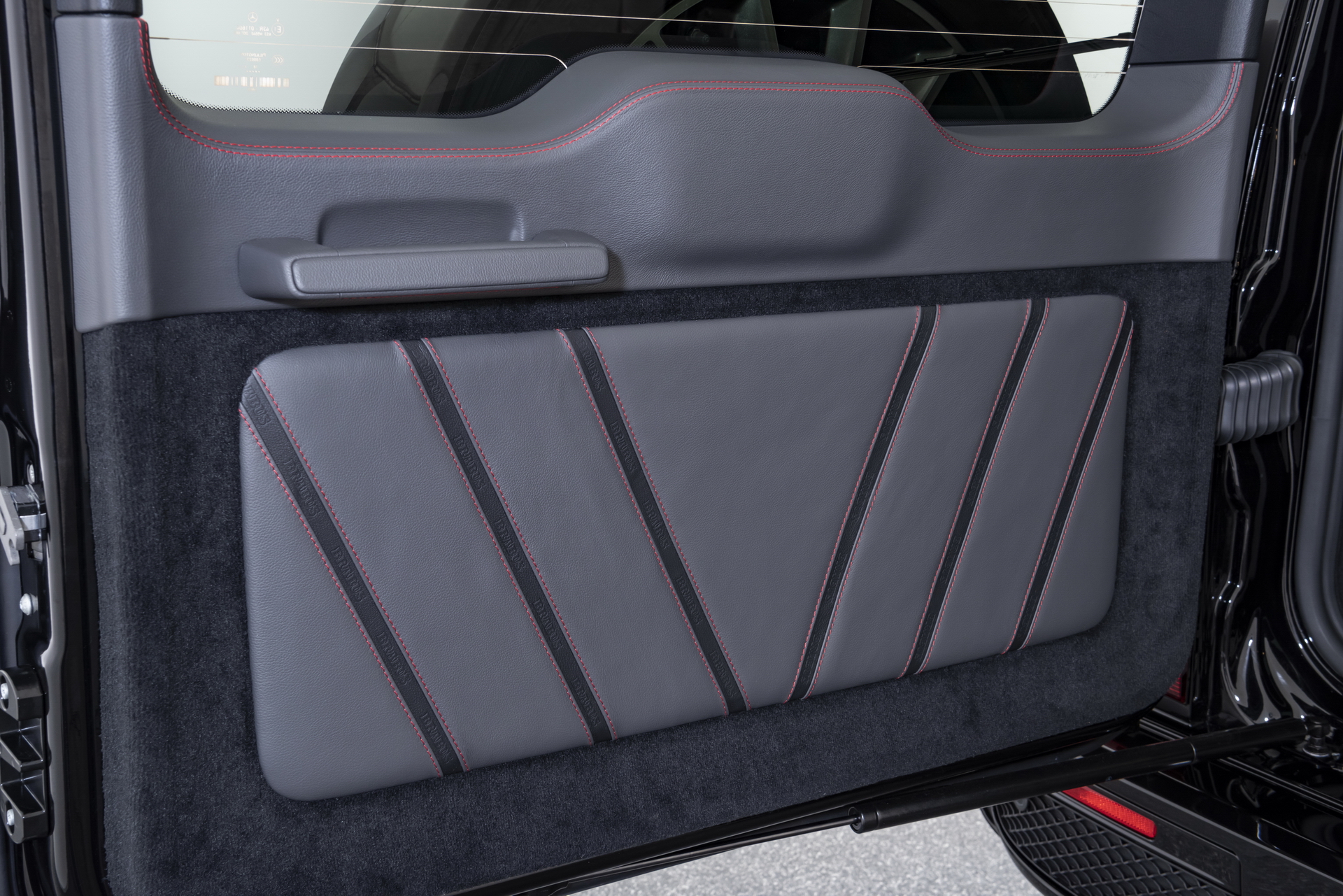 Brabus Unveils Two Limited Edition G63 SUVs, Each With 789 HP