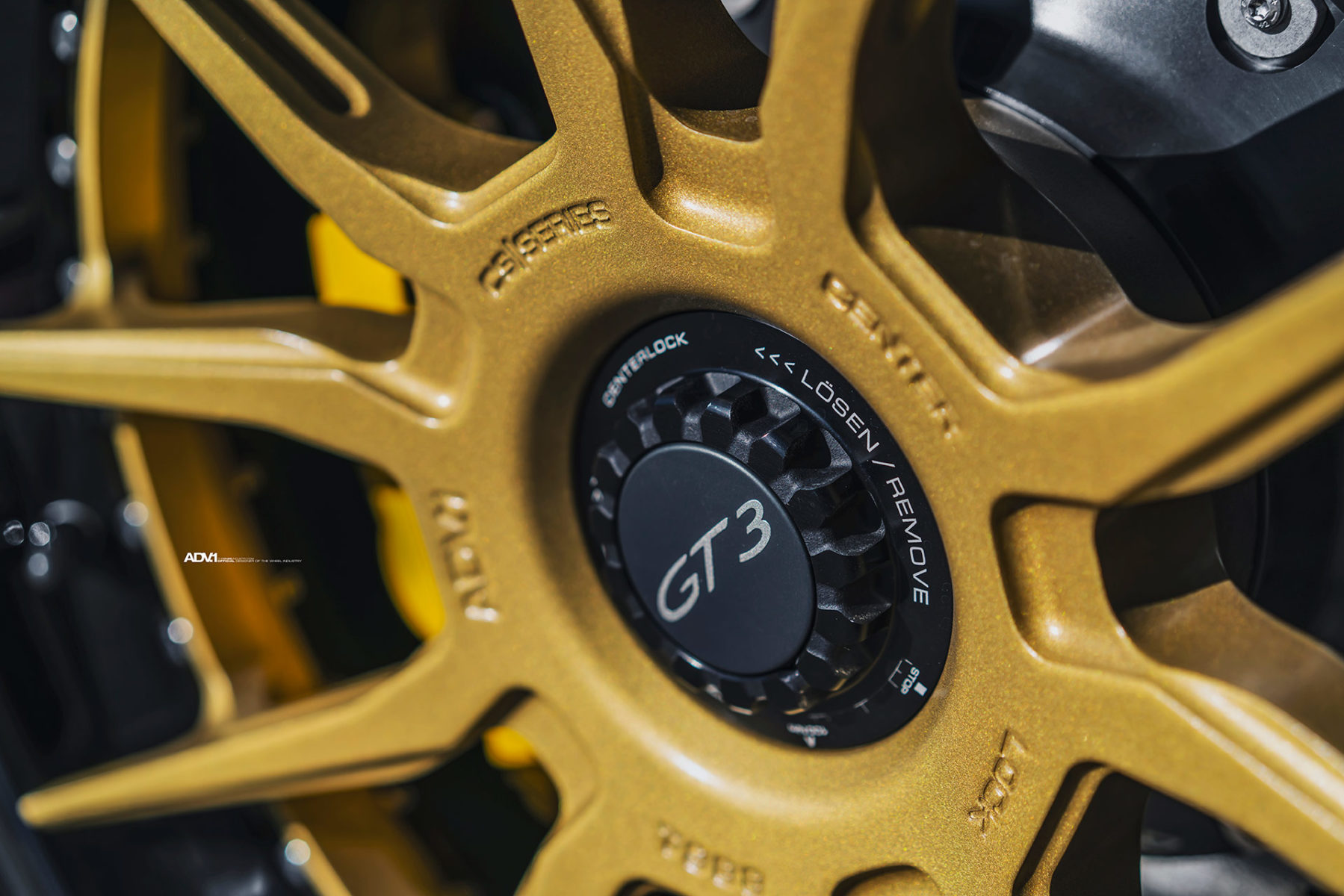 Acid Green Porsche 911 GT3 Will Burn Your Eyes And Steal Your Soul