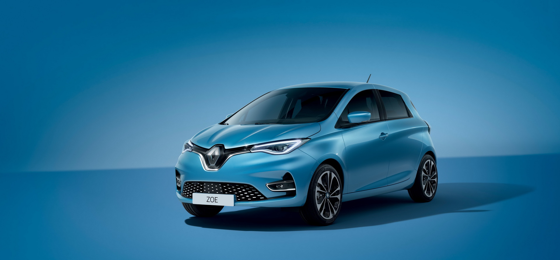 2020 Renault Zoe Quietly Rolls In With Up To 242 Miles Of Range