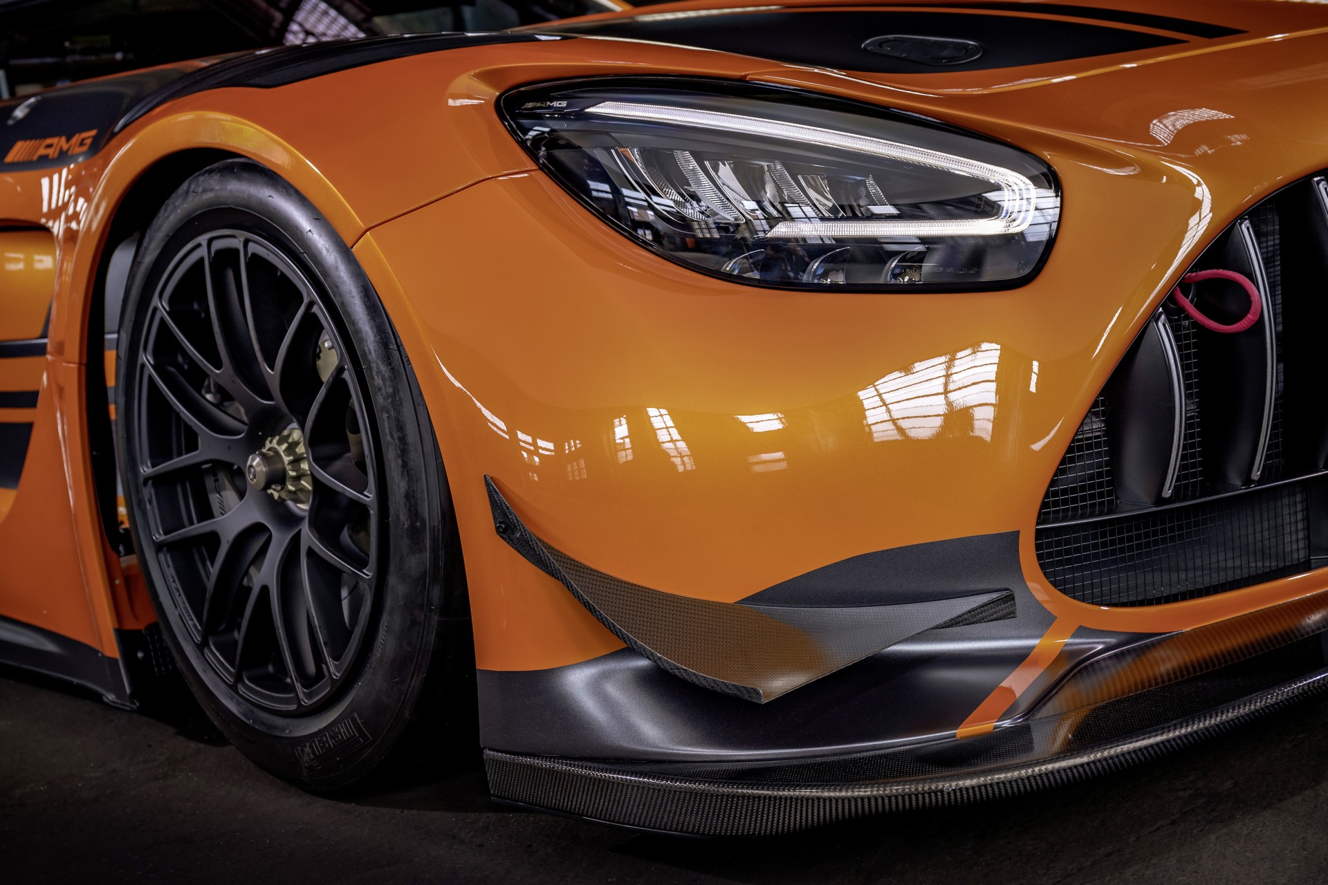 Mercedes-AMG GT3 Race Car Updated With New Looks And More Tech