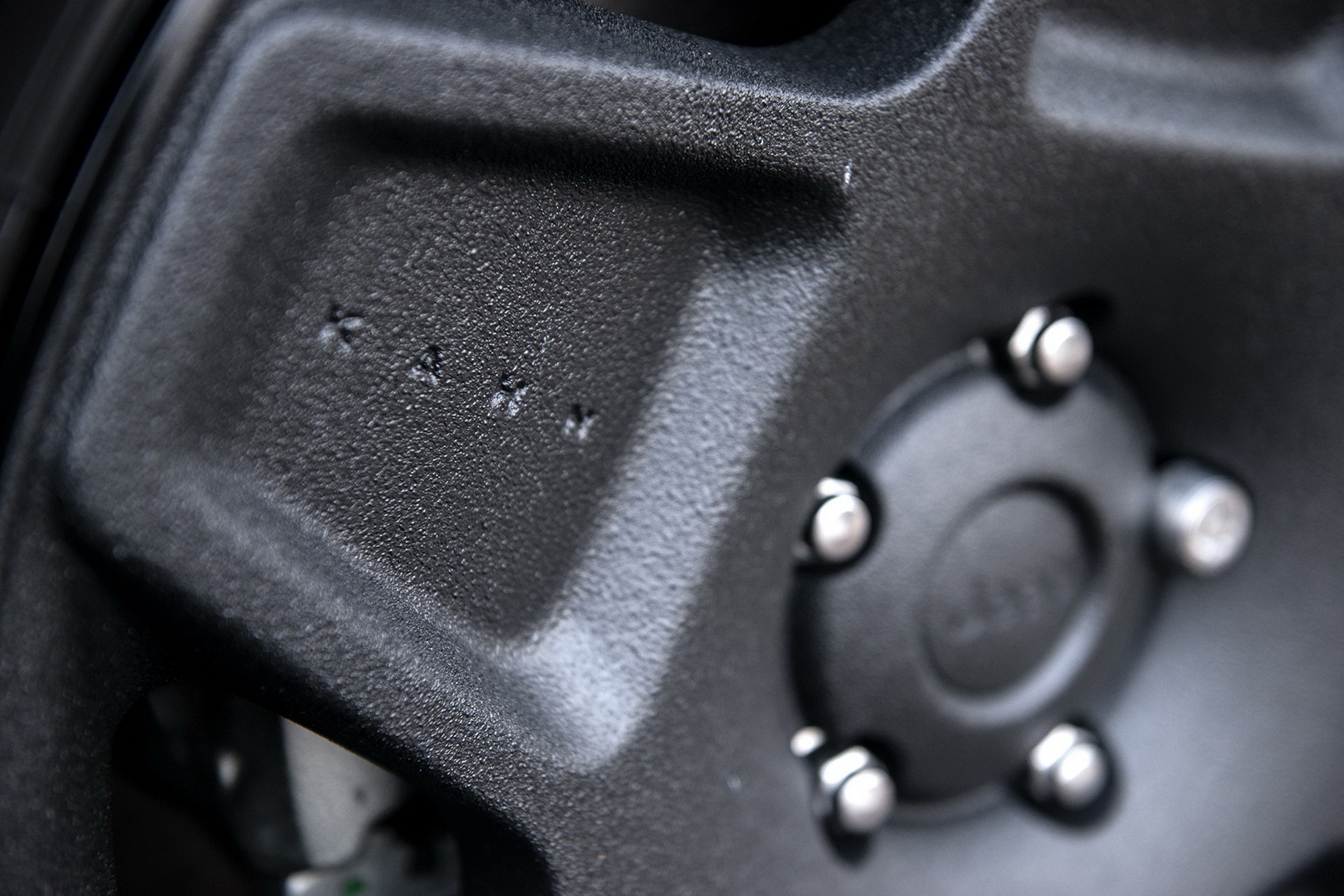 Kahn’s Jeep Wrangler Black Hawk Expedition Looks Like A Very Luxurious Military Vehicle