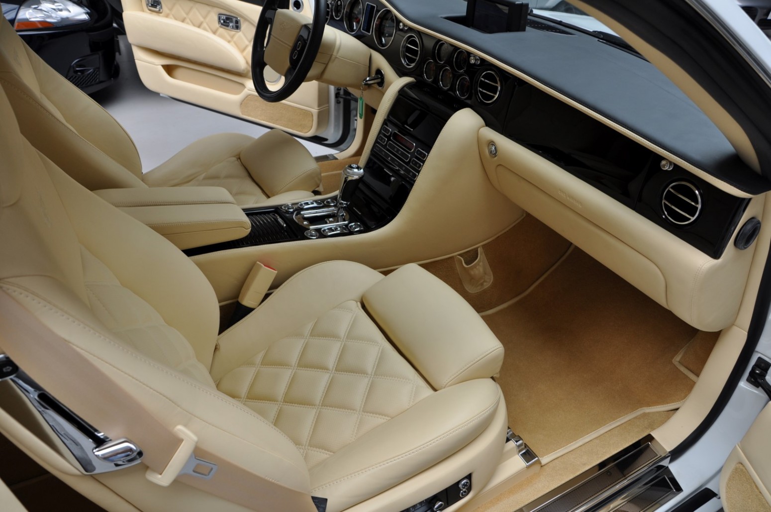 Delivery-Mileage 2009 Bentley Brooklands Is More Expensive Than New Conti GT