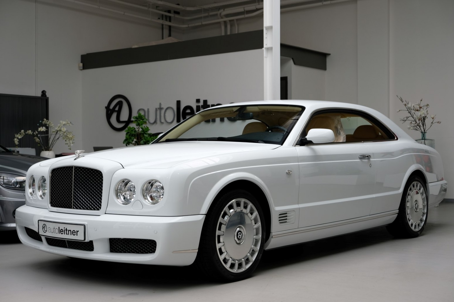 Delivery-Mileage 2009 Bentley Brooklands Is More Expensive Than New Conti GT