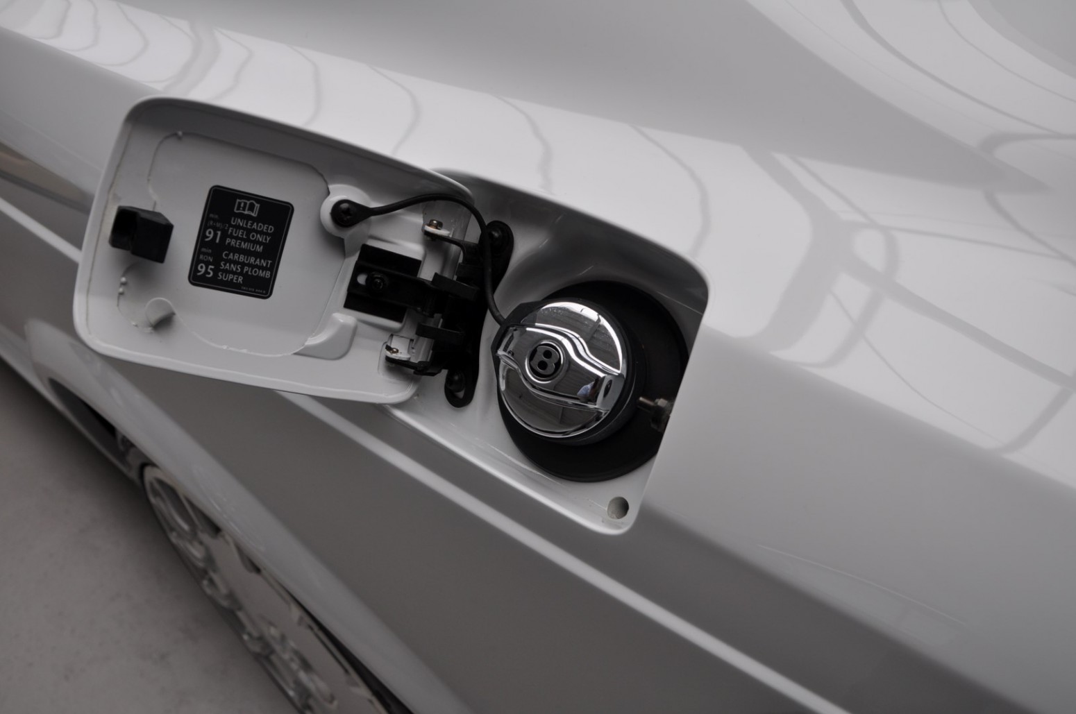 Delivery-Mileage 2009 Bentley Brooklands Is More Expensive Than New Conti GT