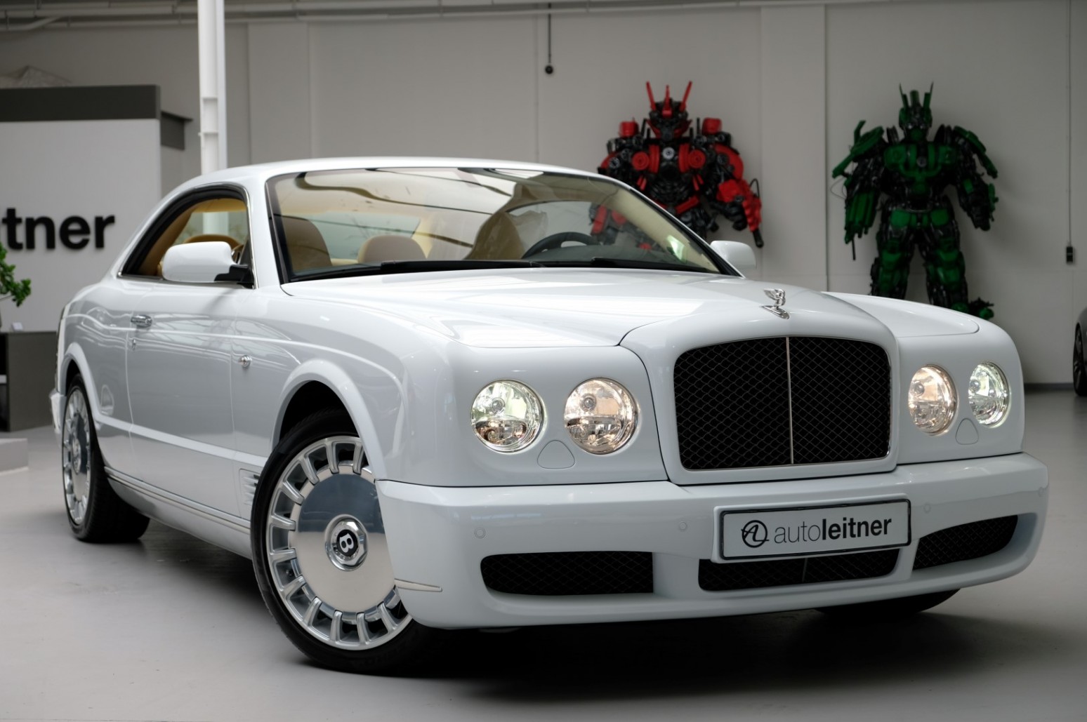 Delivery-Mileage 2009 Bentley Brooklands Is More Expensive Than New Conti GT