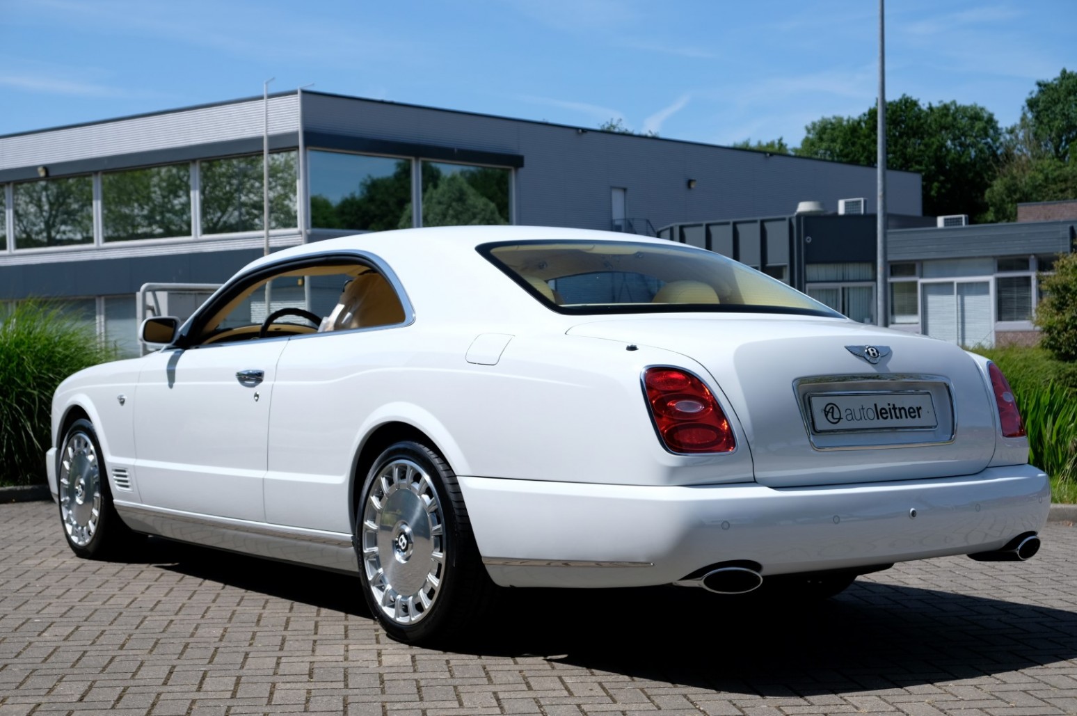 Delivery-Mileage 2009 Bentley Brooklands Is More Expensive Than New Conti GT