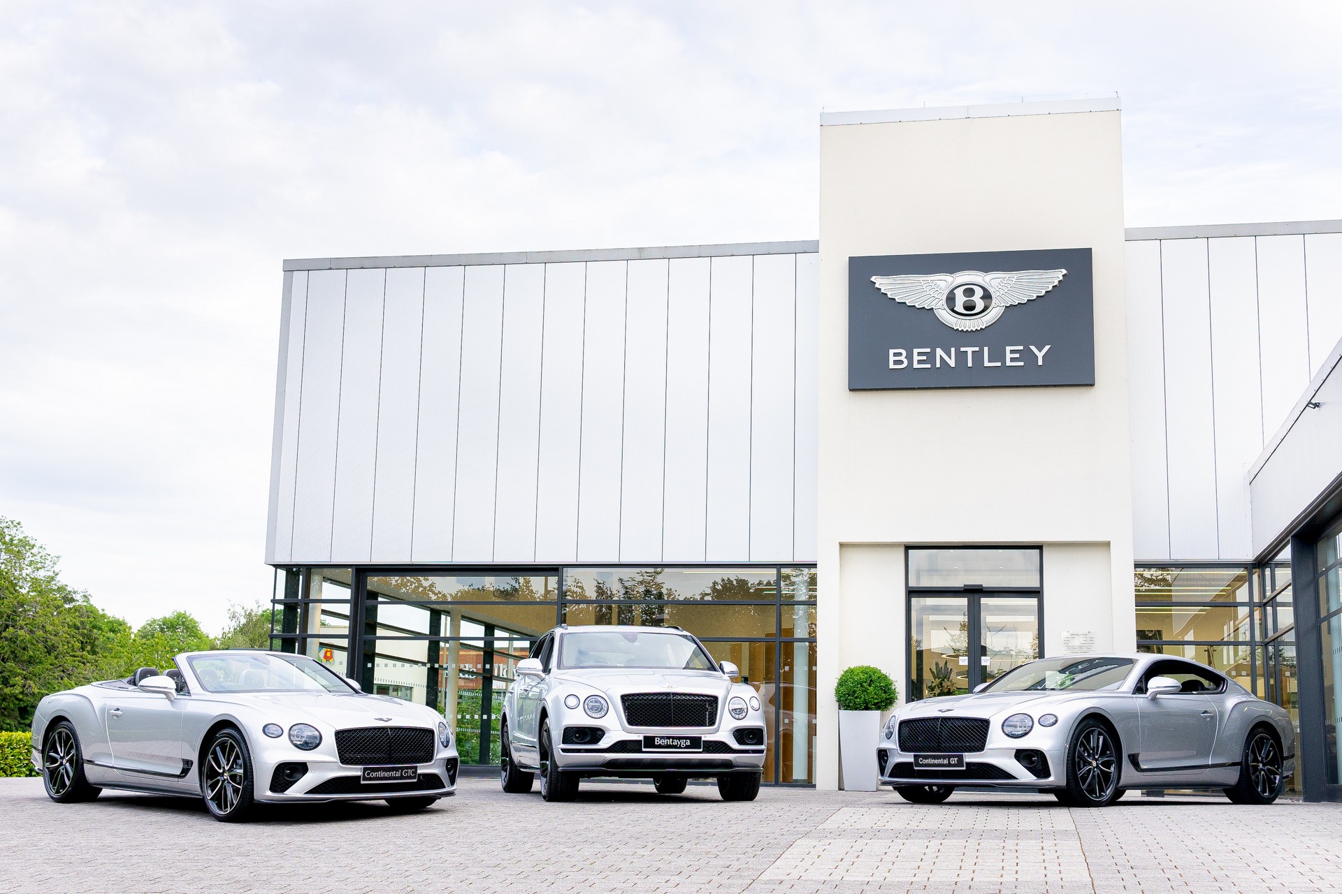 Bentley Unveils A Trio Of Bespoke Models To Celebrate Dealership’s 25th Anniversary